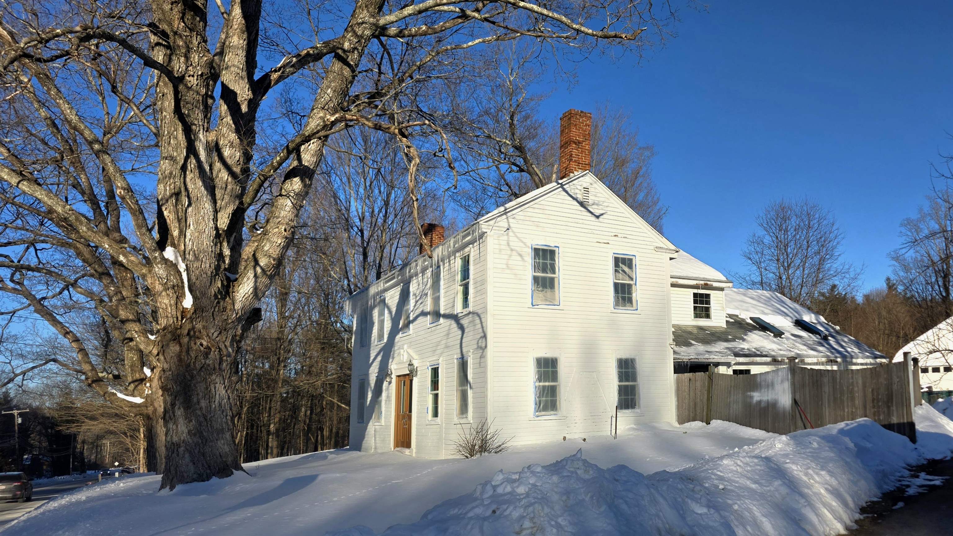 86 Raymond Rd, Chester, NH 03036