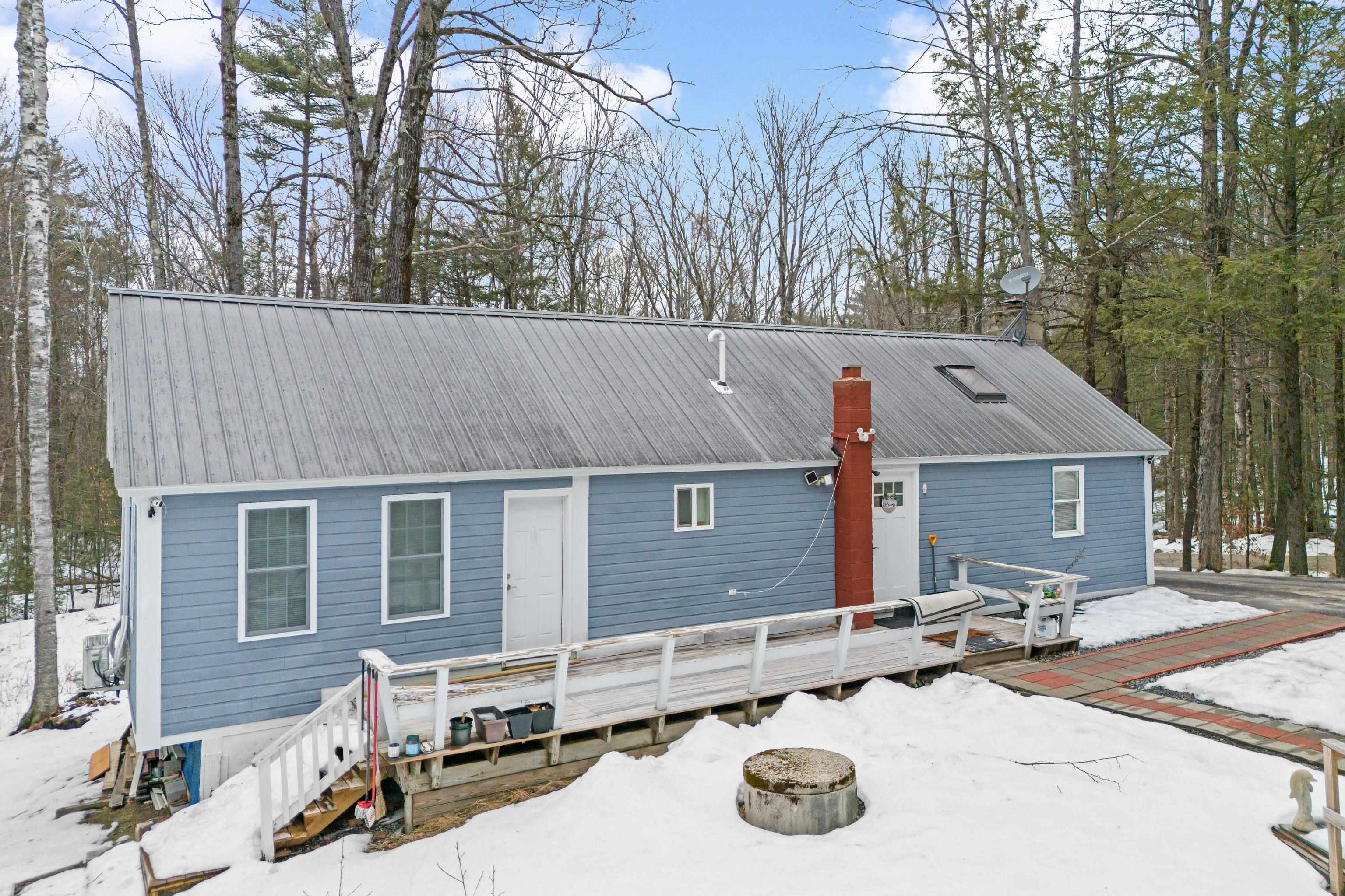 155 Gillis Hill Rd, Bennington, NH 03442