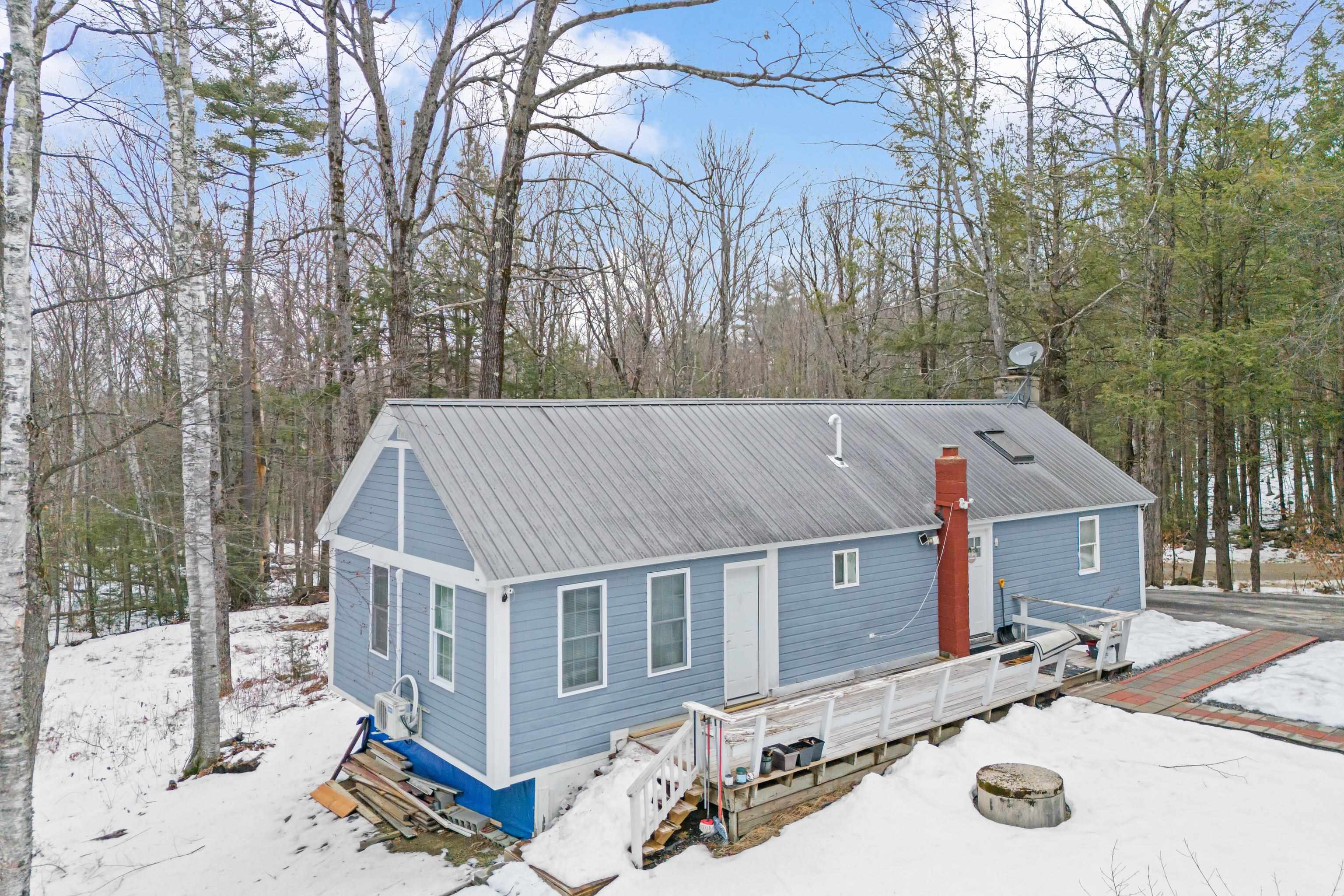 155 Gillis Hill Rd, Bennington, NH 03442