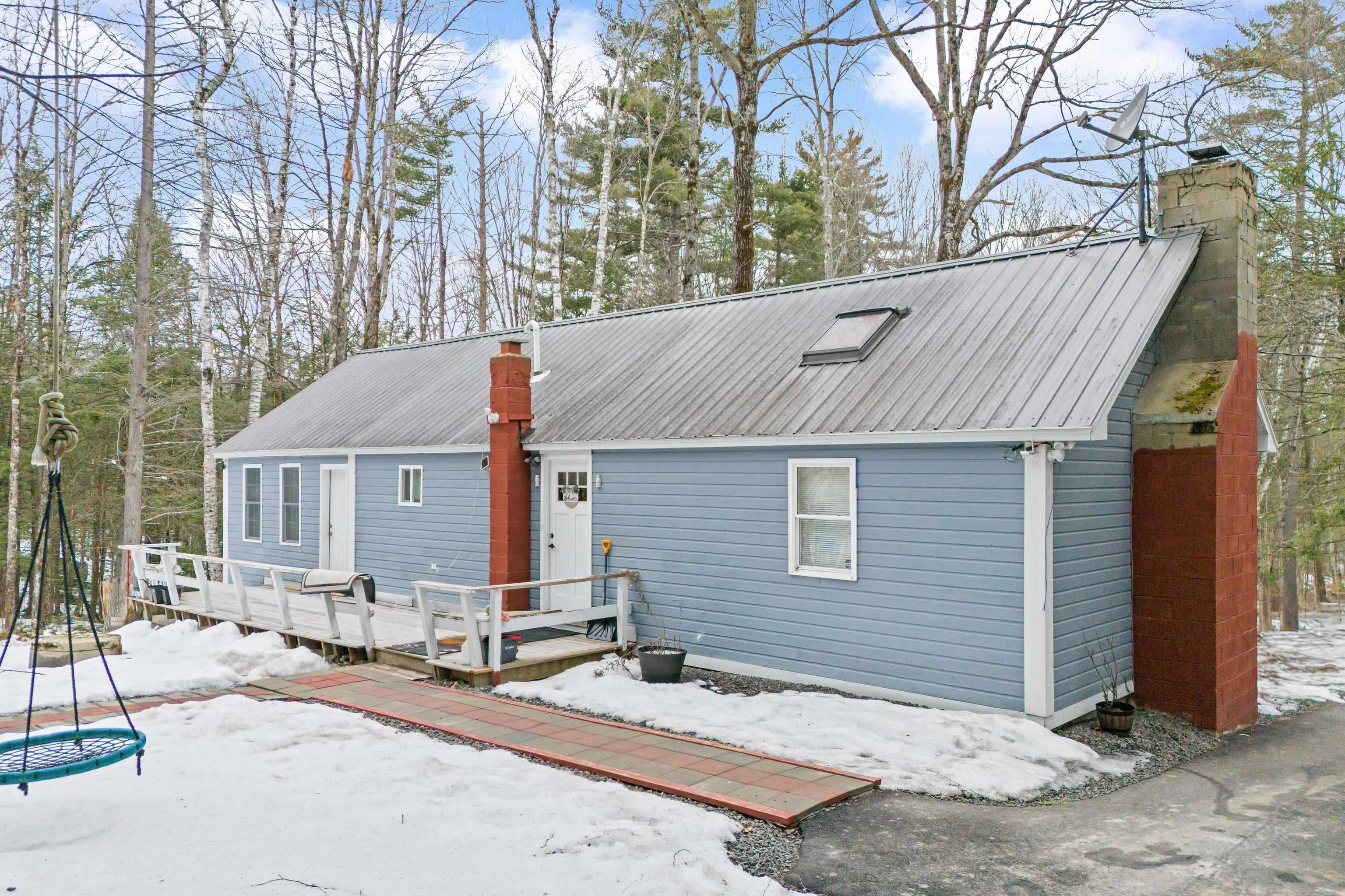 155 Gillis Hill Rd, Bennington, NH 03442