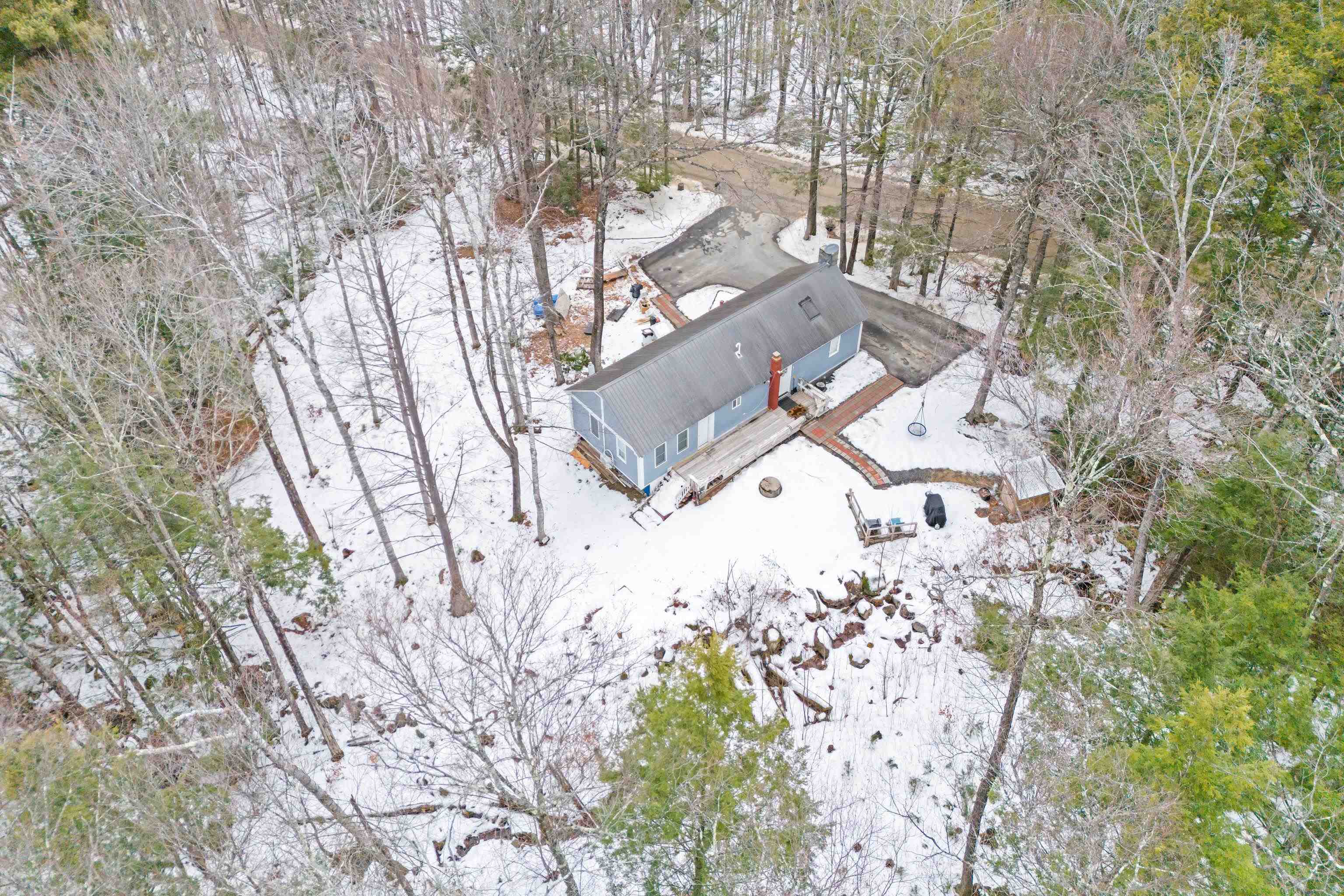 155 Gillis Hill Rd, Bennington, NH 03442