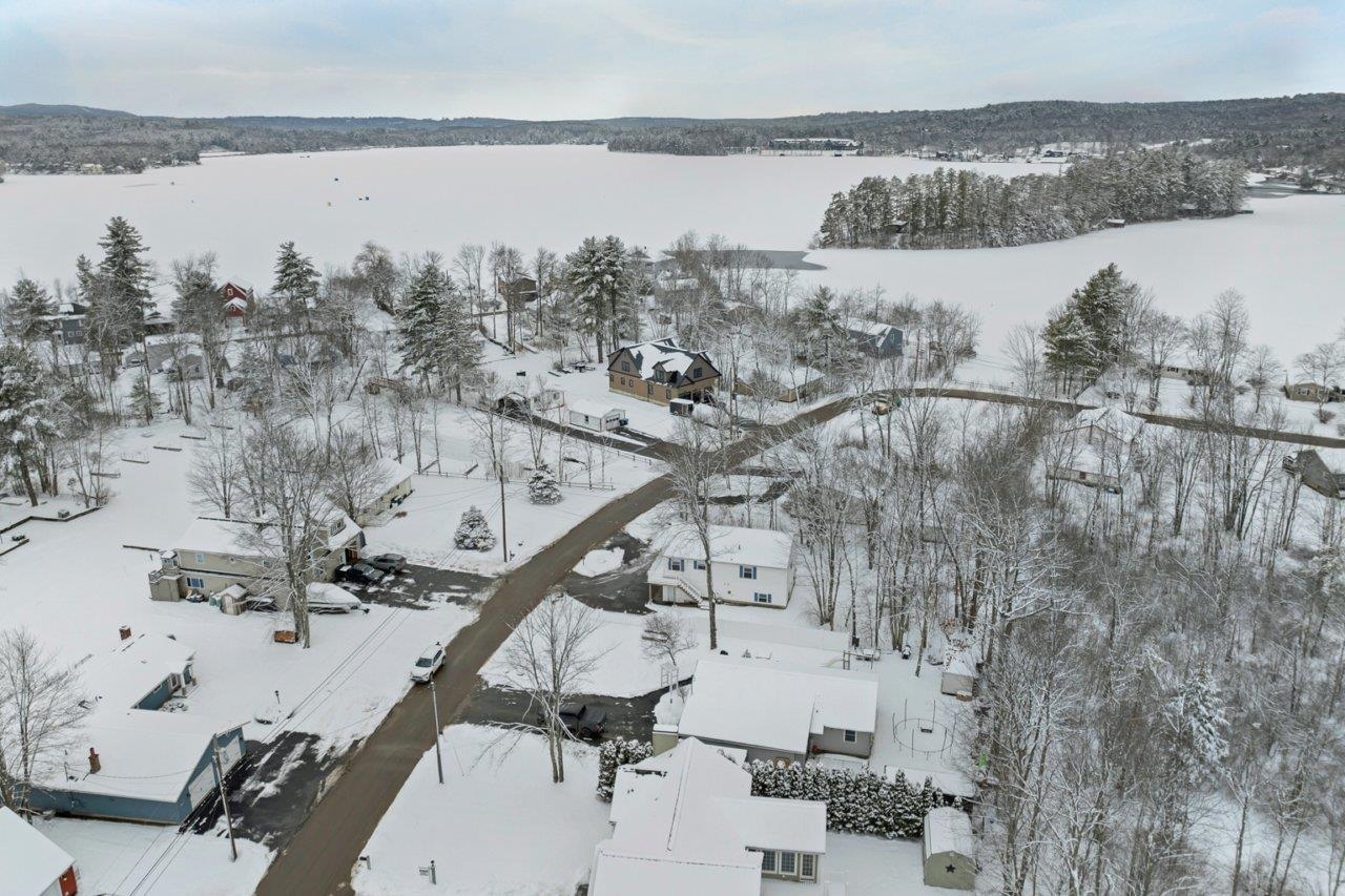 125 Sunset Dr, Belmont, NH 03220