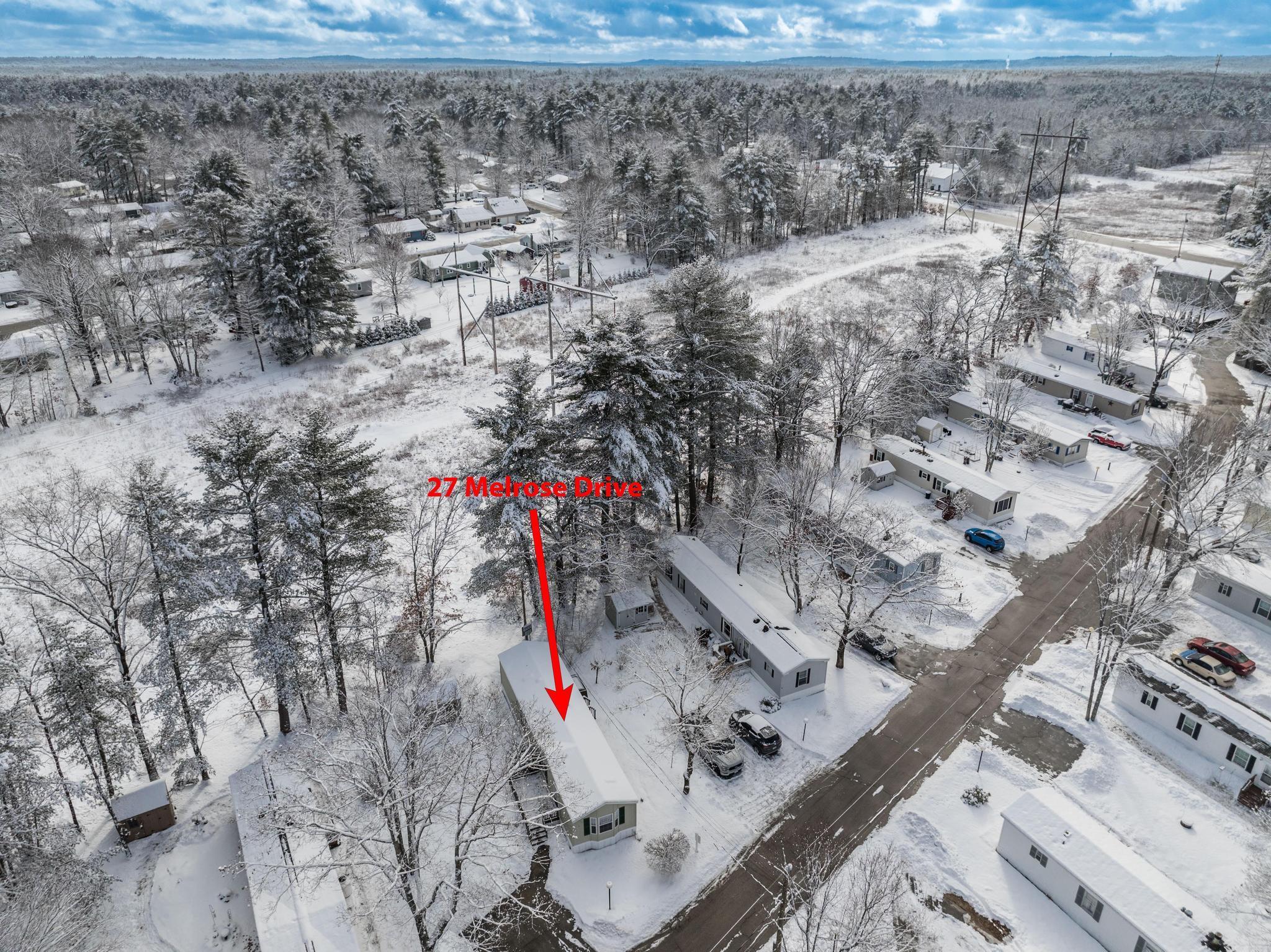 27 Melrose Dr, Rochester, NH 03868