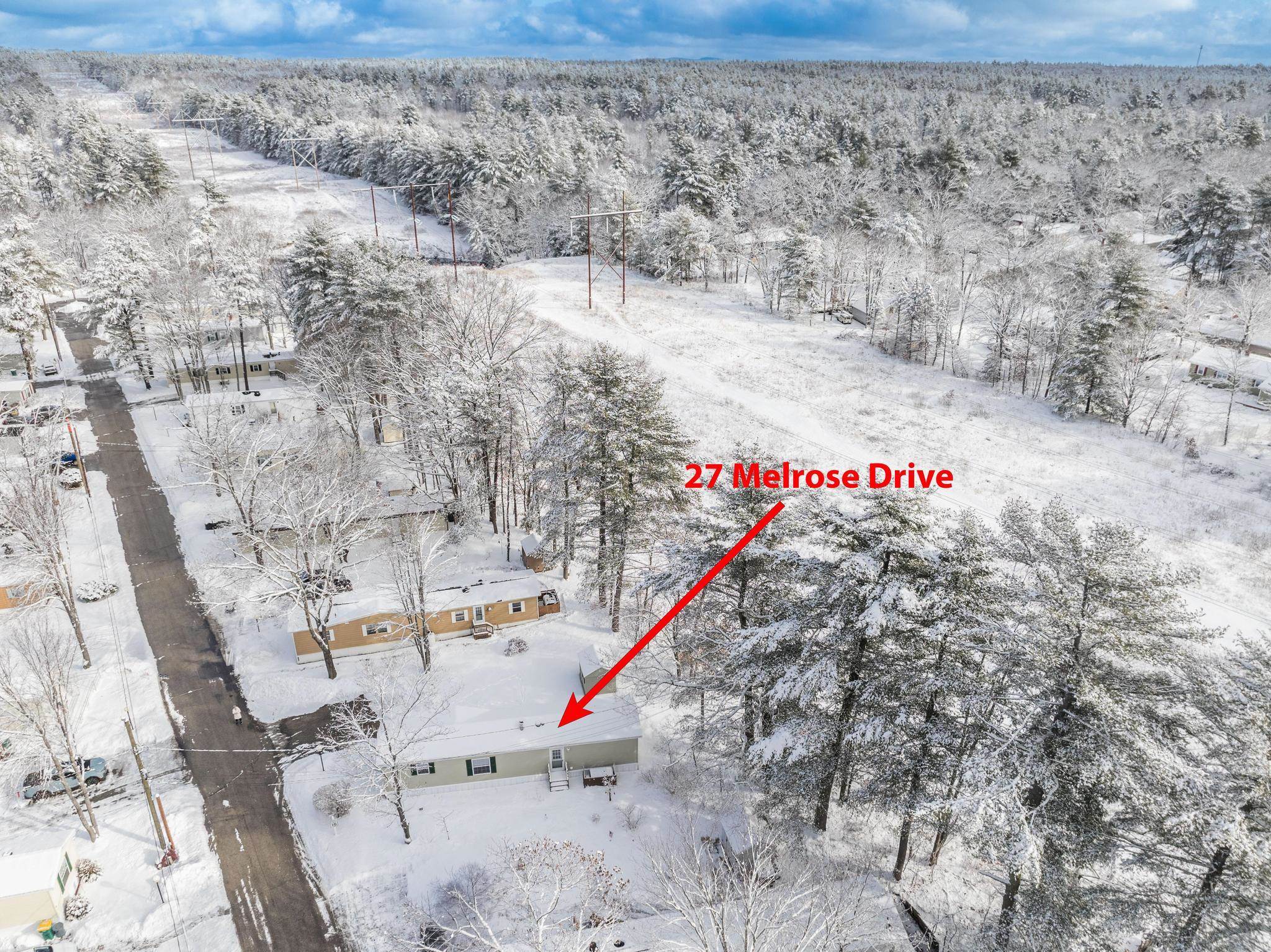 27 Melrose Dr, Rochester, NH 03868