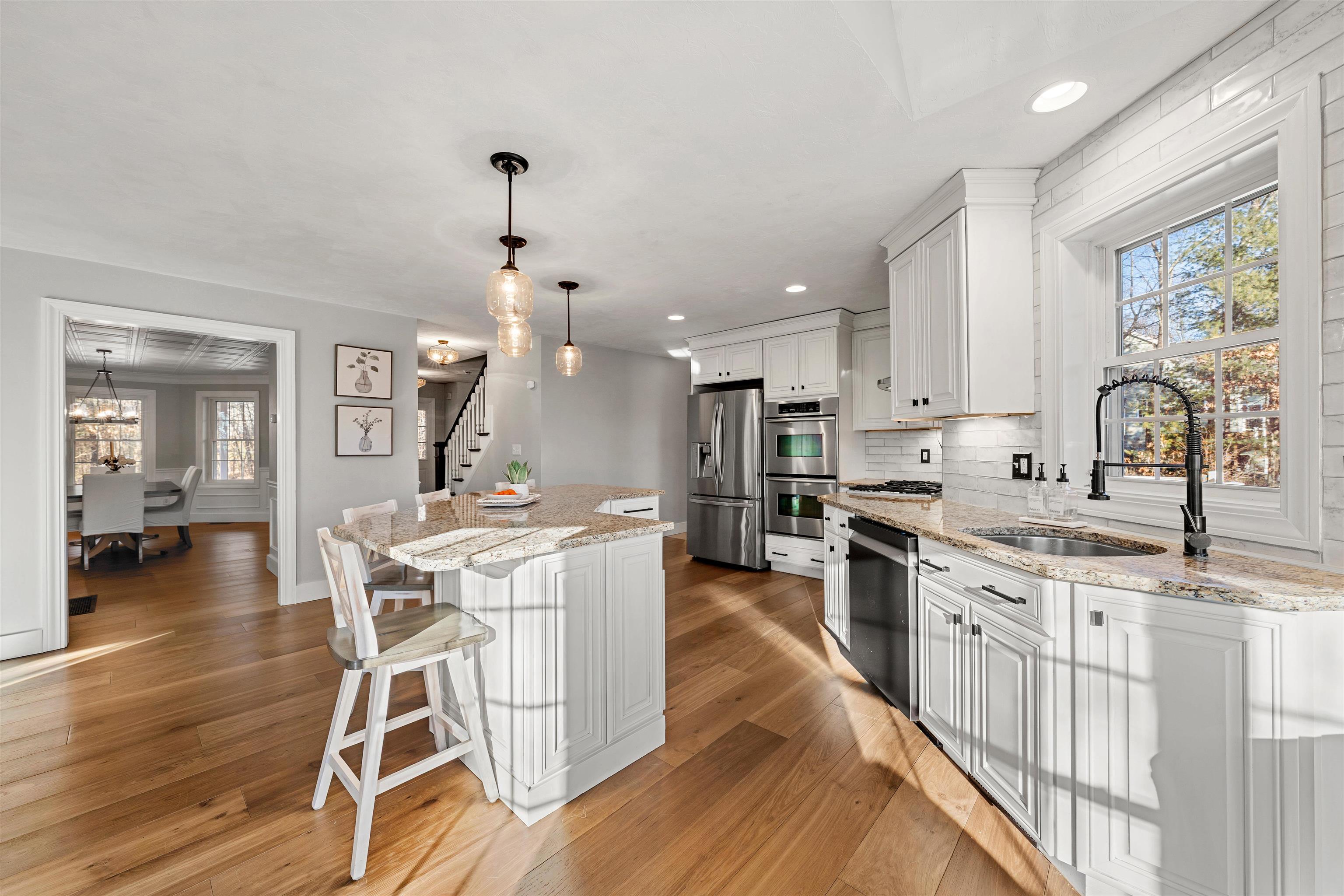 8B Louis Dr, Brookline, NH 03033