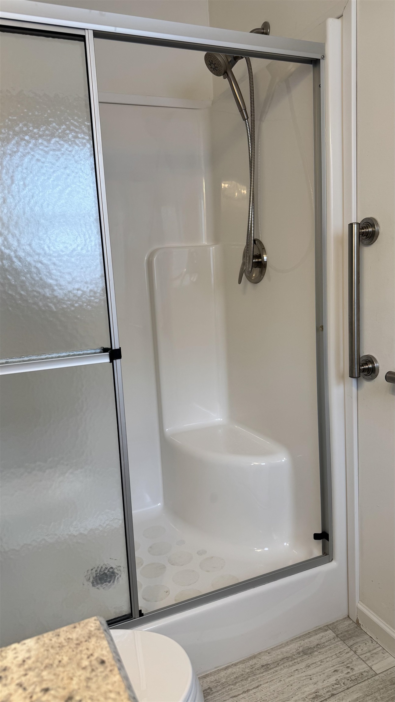 14 Cheryl Dr, Concord, NH 03303