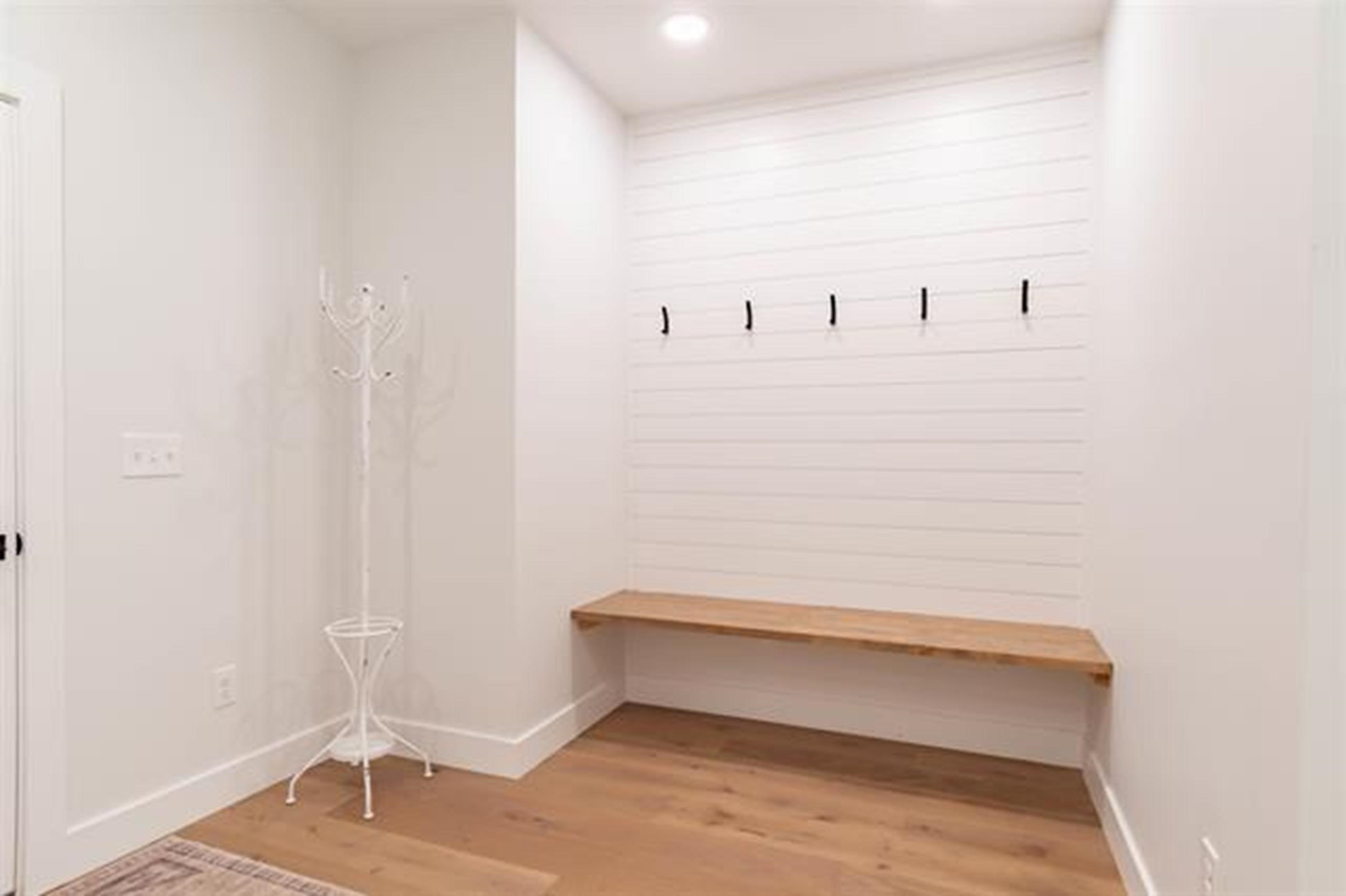 77 White Rock Hill Rd, Bow, NH 03304