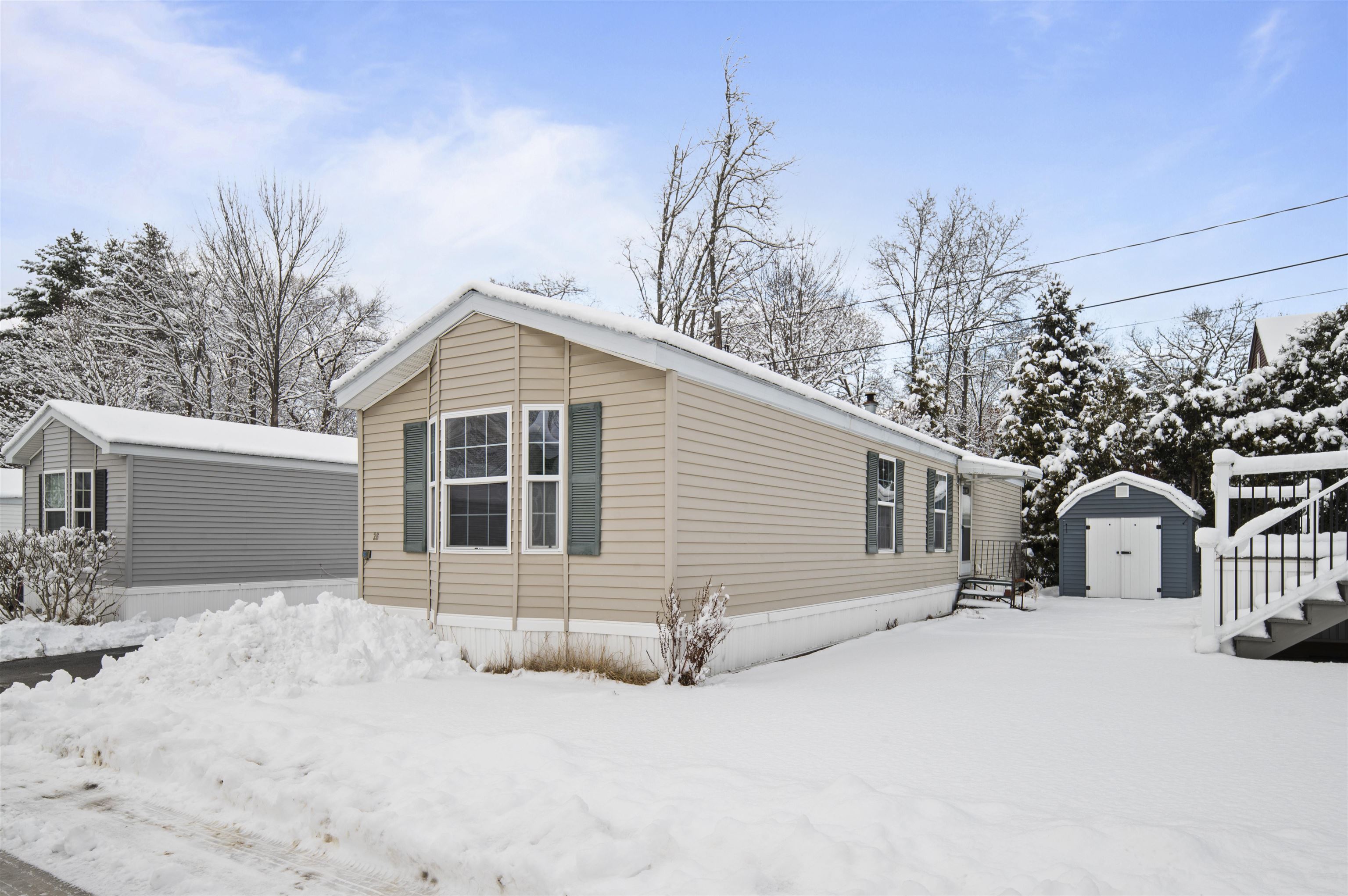 26 Amherst Rd, Newmarket, NH 03857