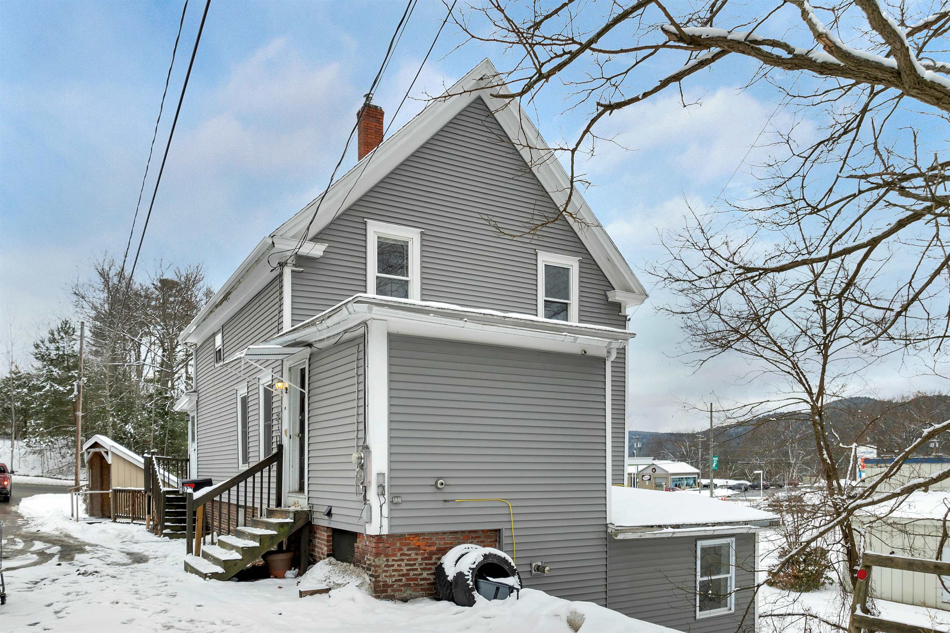 13 Terrace St, Haverhill, NH 03774
