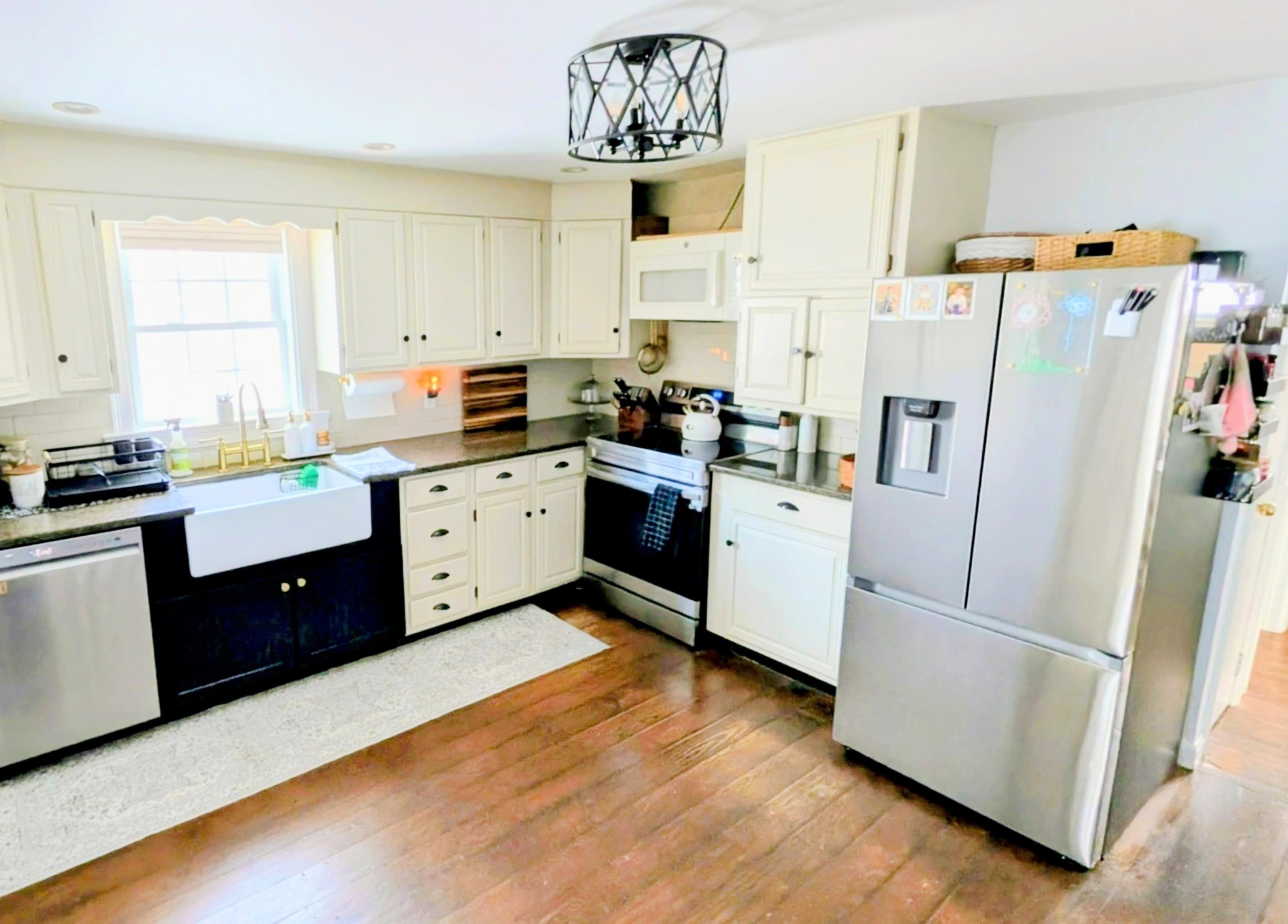 3 Nancy Ave, Salem, NH 03079