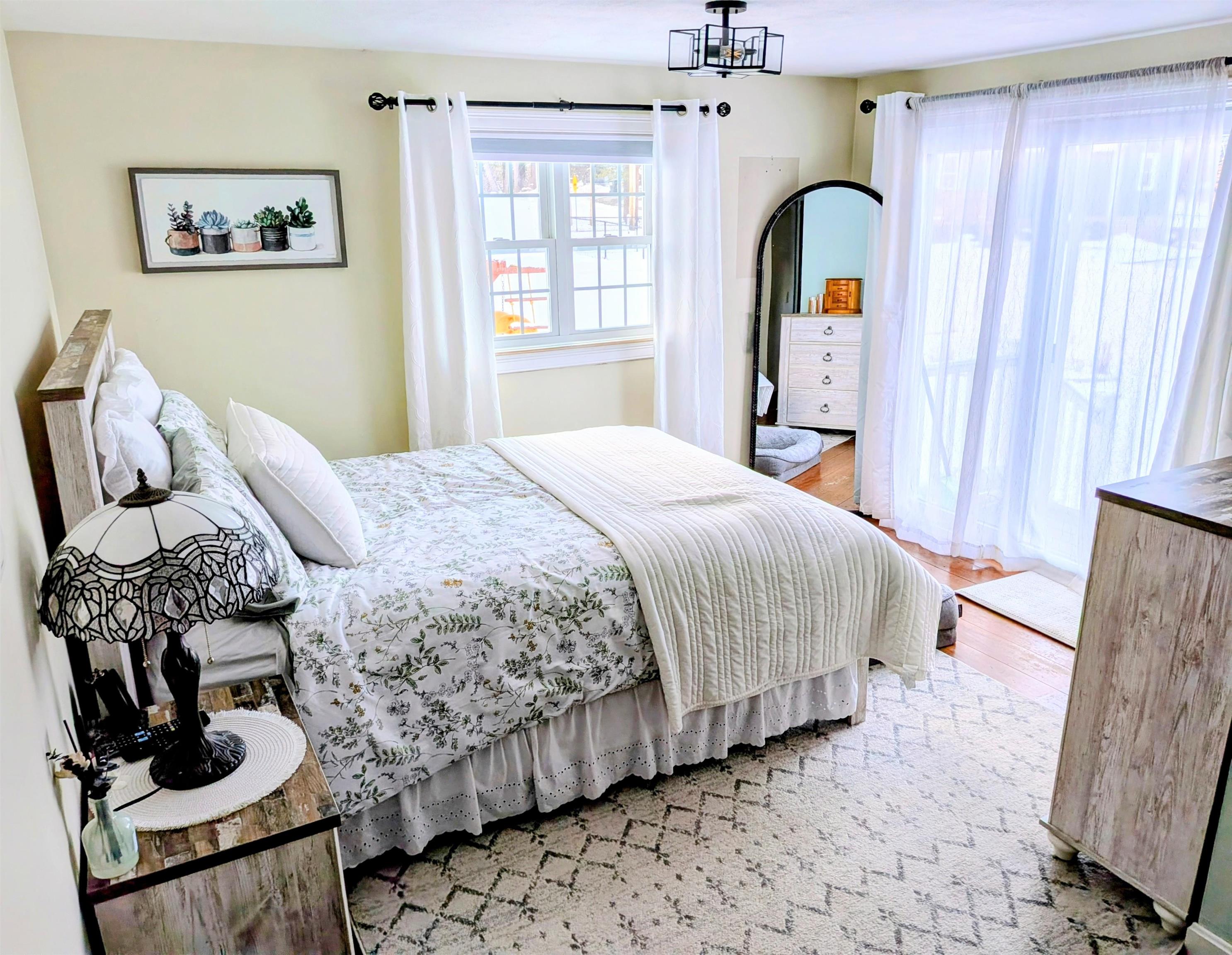 3 Nancy Ave, Salem, NH 03079