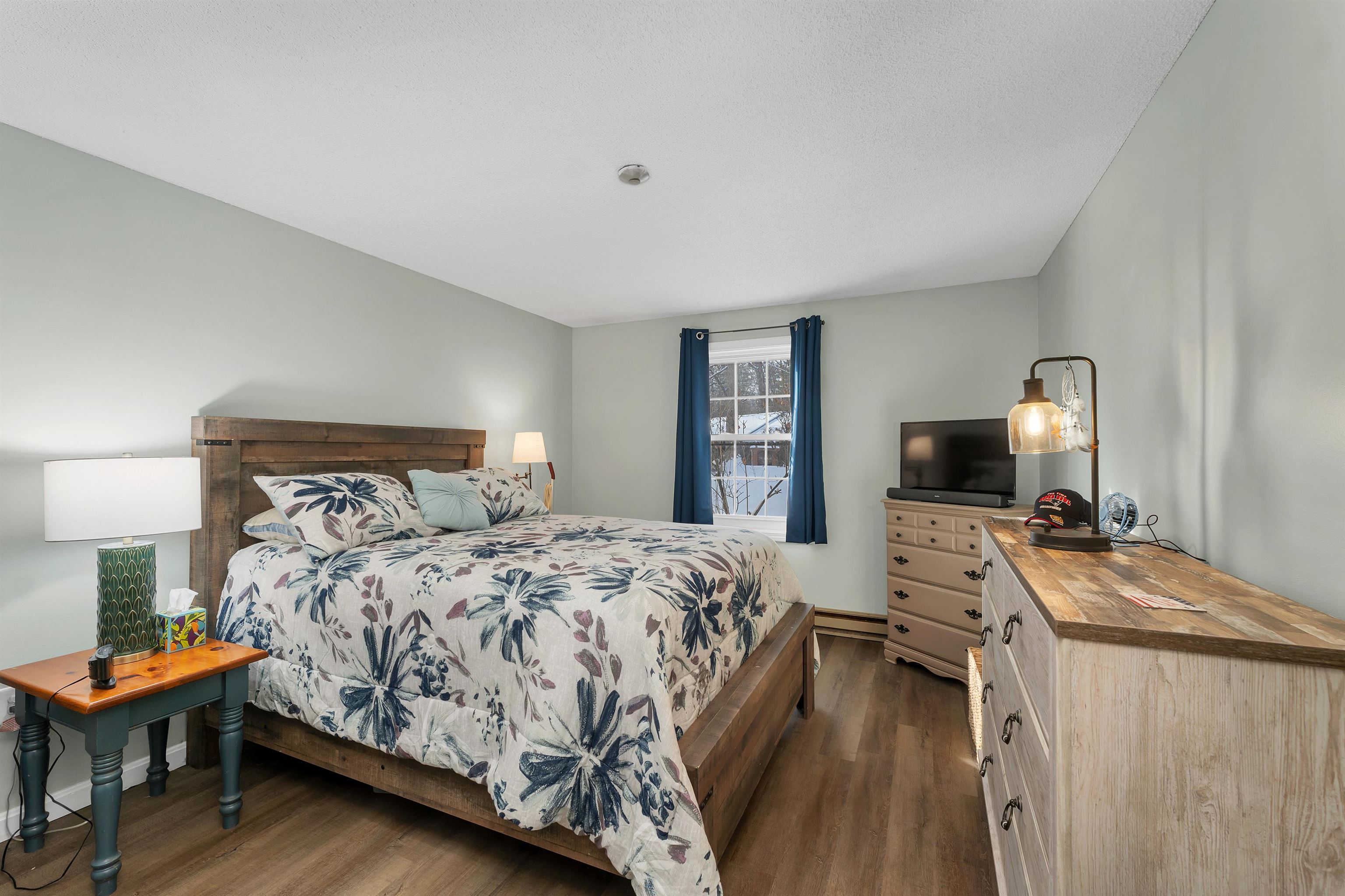 130 Endicott St, Laconia, NH 03246