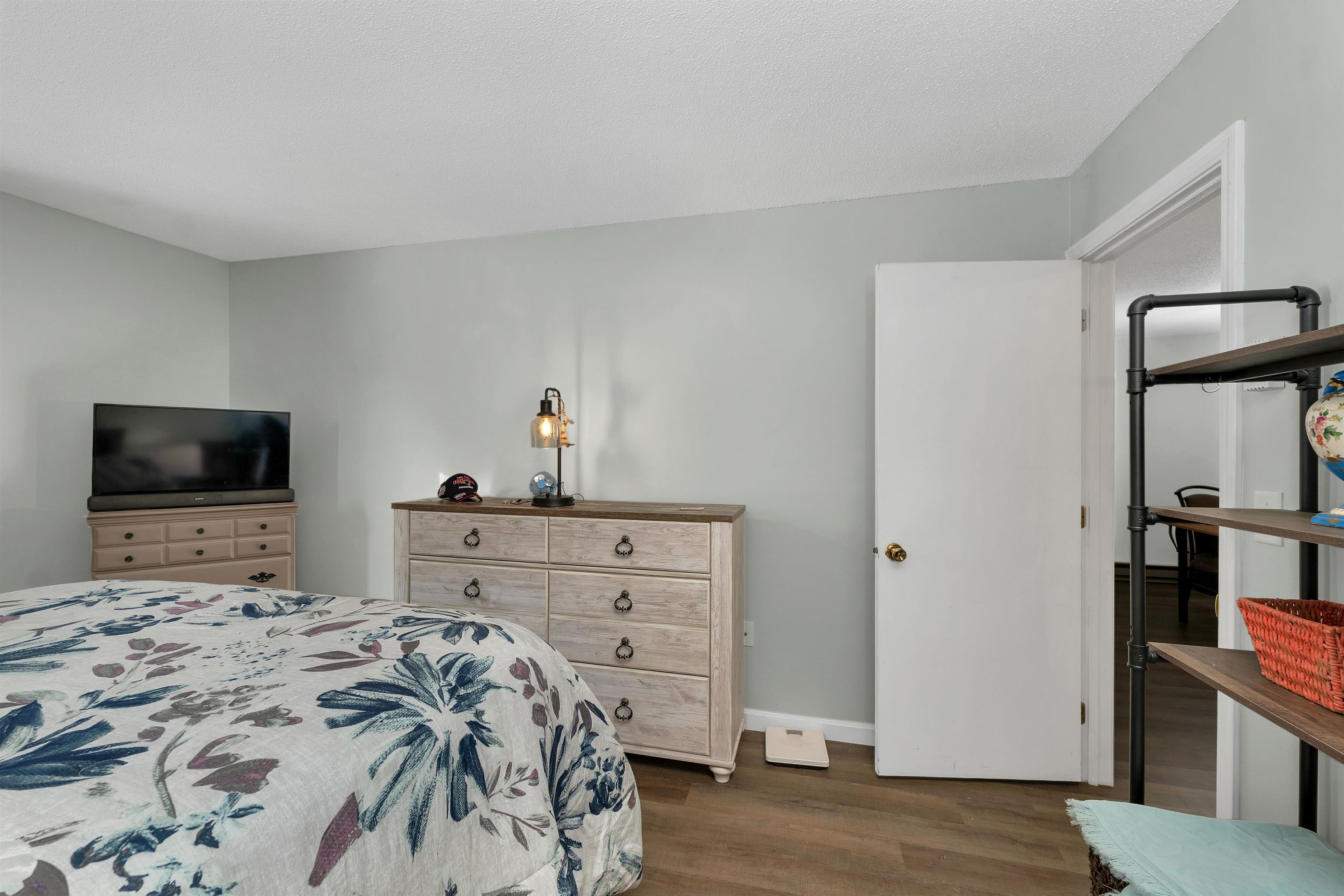 130 Endicott St, Laconia, NH 03246