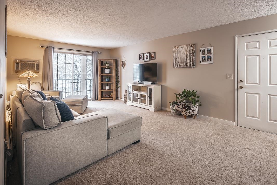 3 Northbrook Dr, Manchester, NH 03102-0000