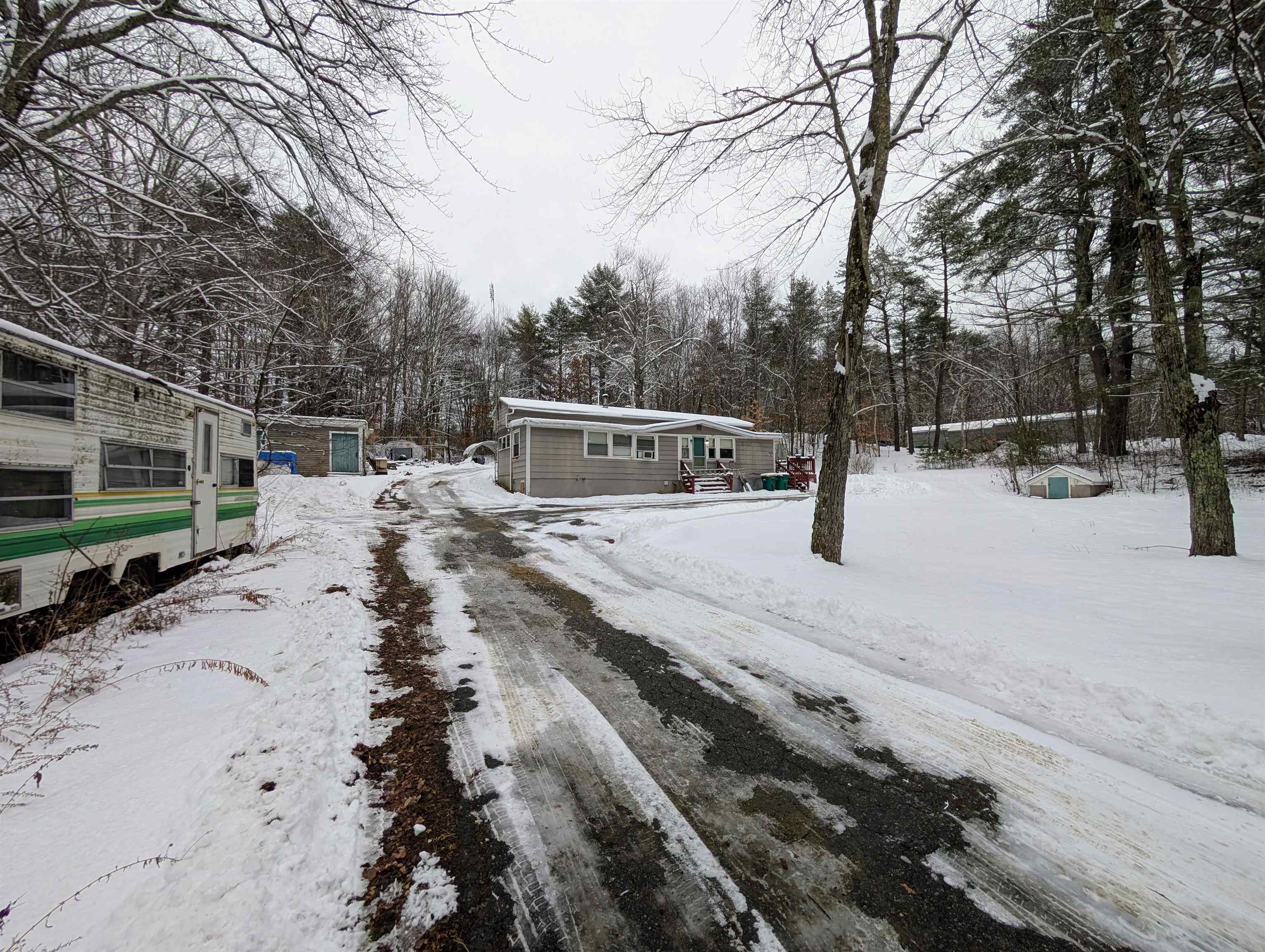 59 Estes Rd, Rochester, NH 03839