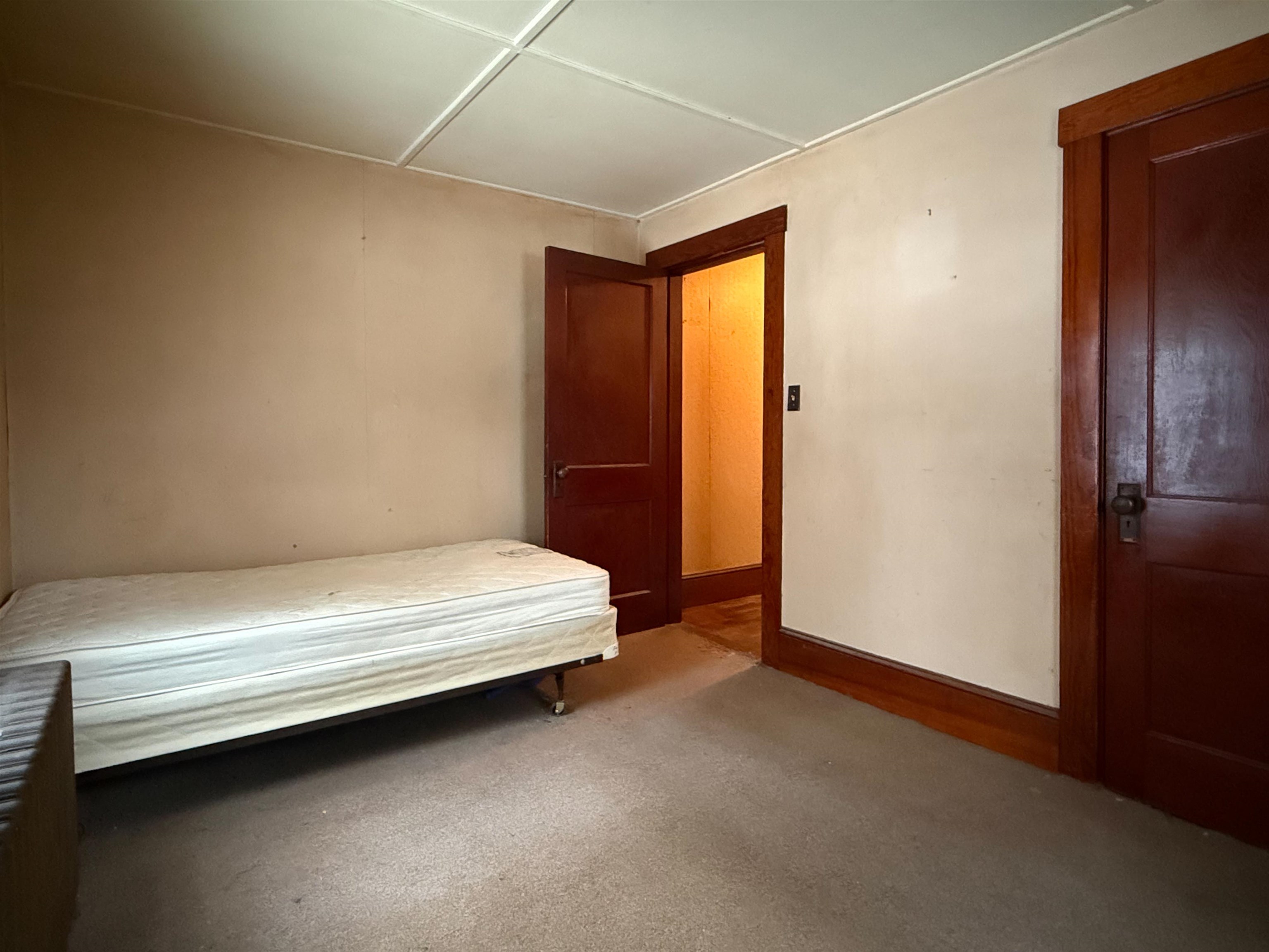 6 Scotland Rd, Kingston, NH 03848