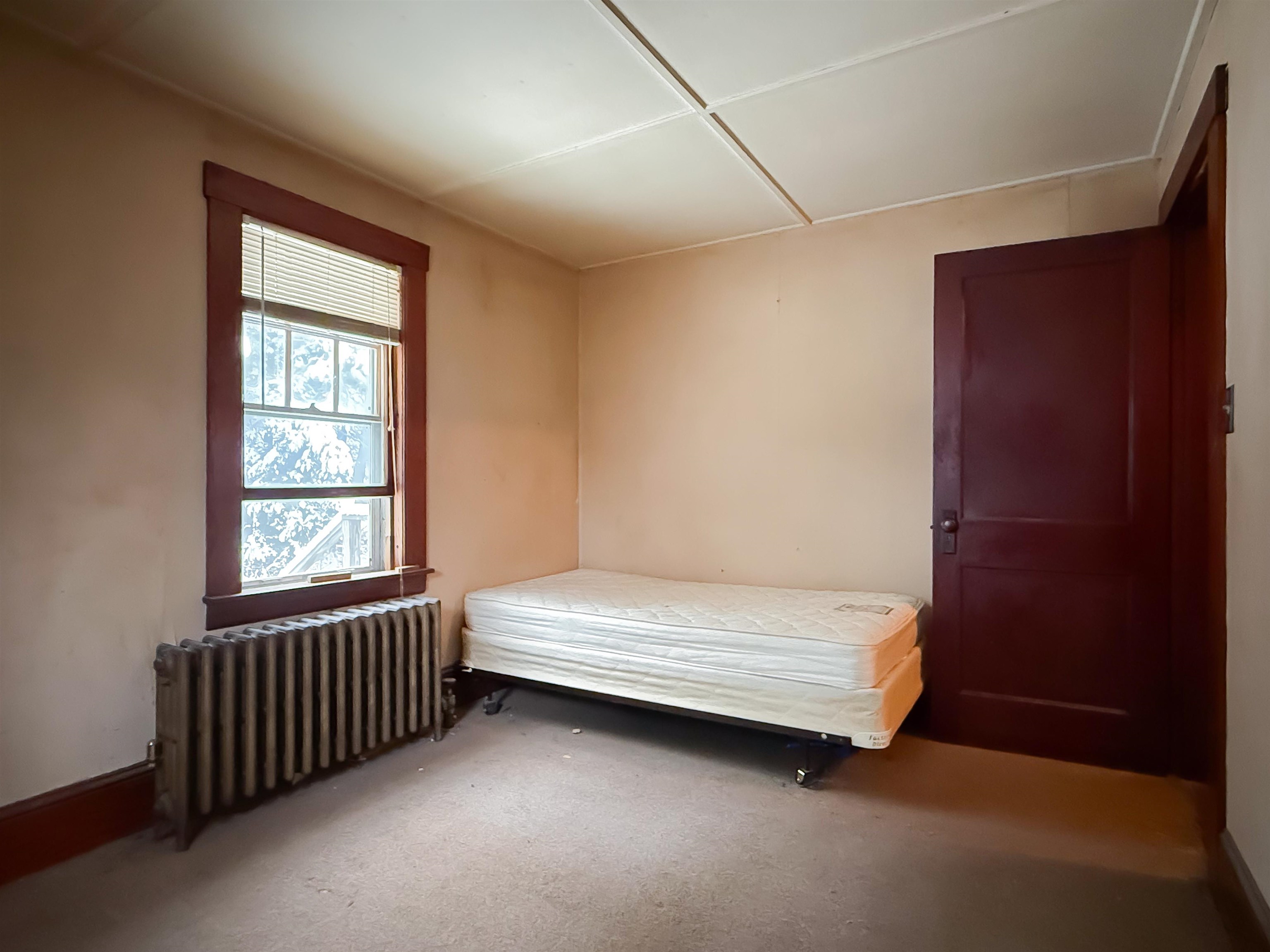 6 Scotland Rd, Kingston, NH 03848