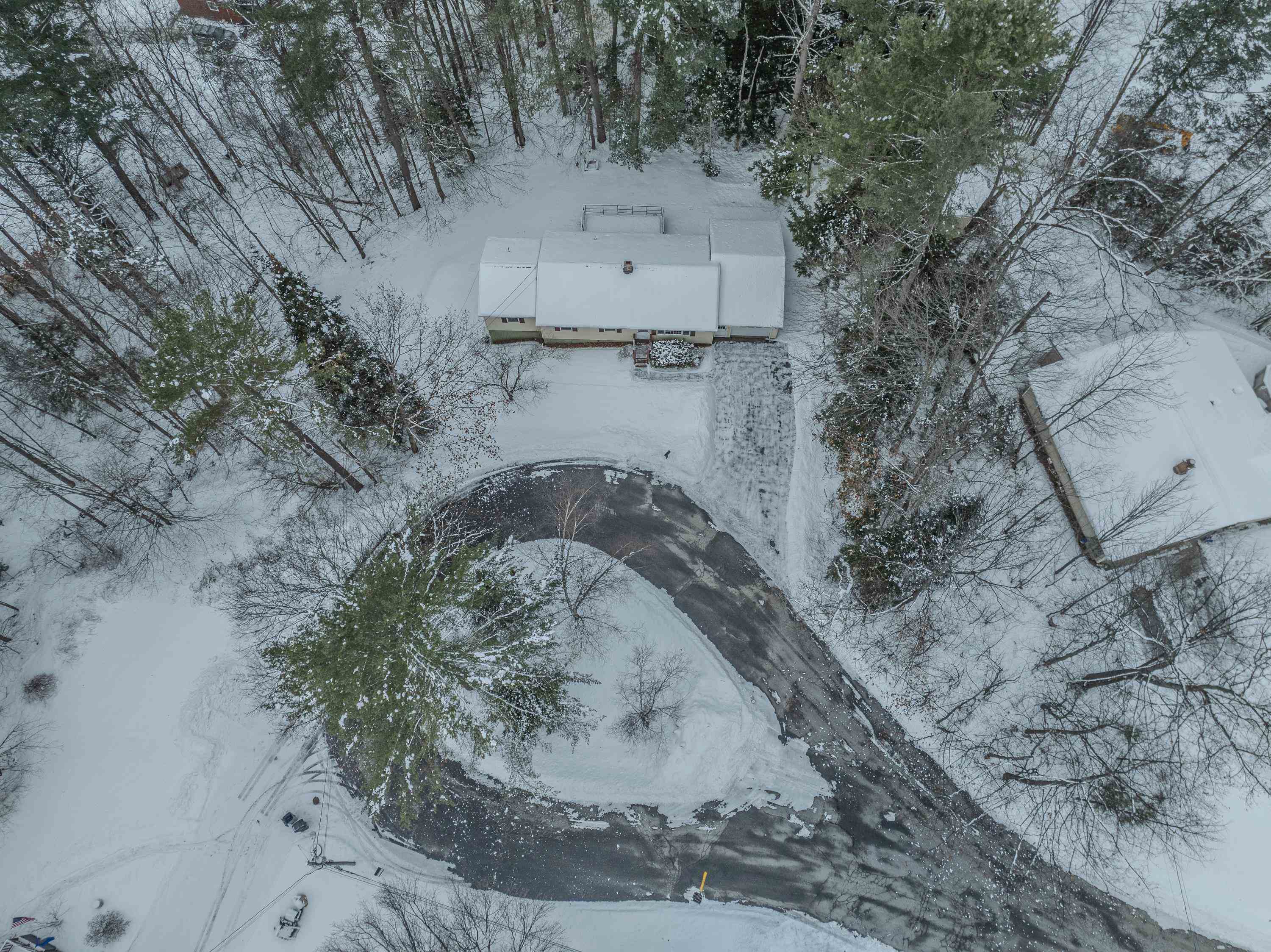 22 Winter St, Littleton, NH 03561