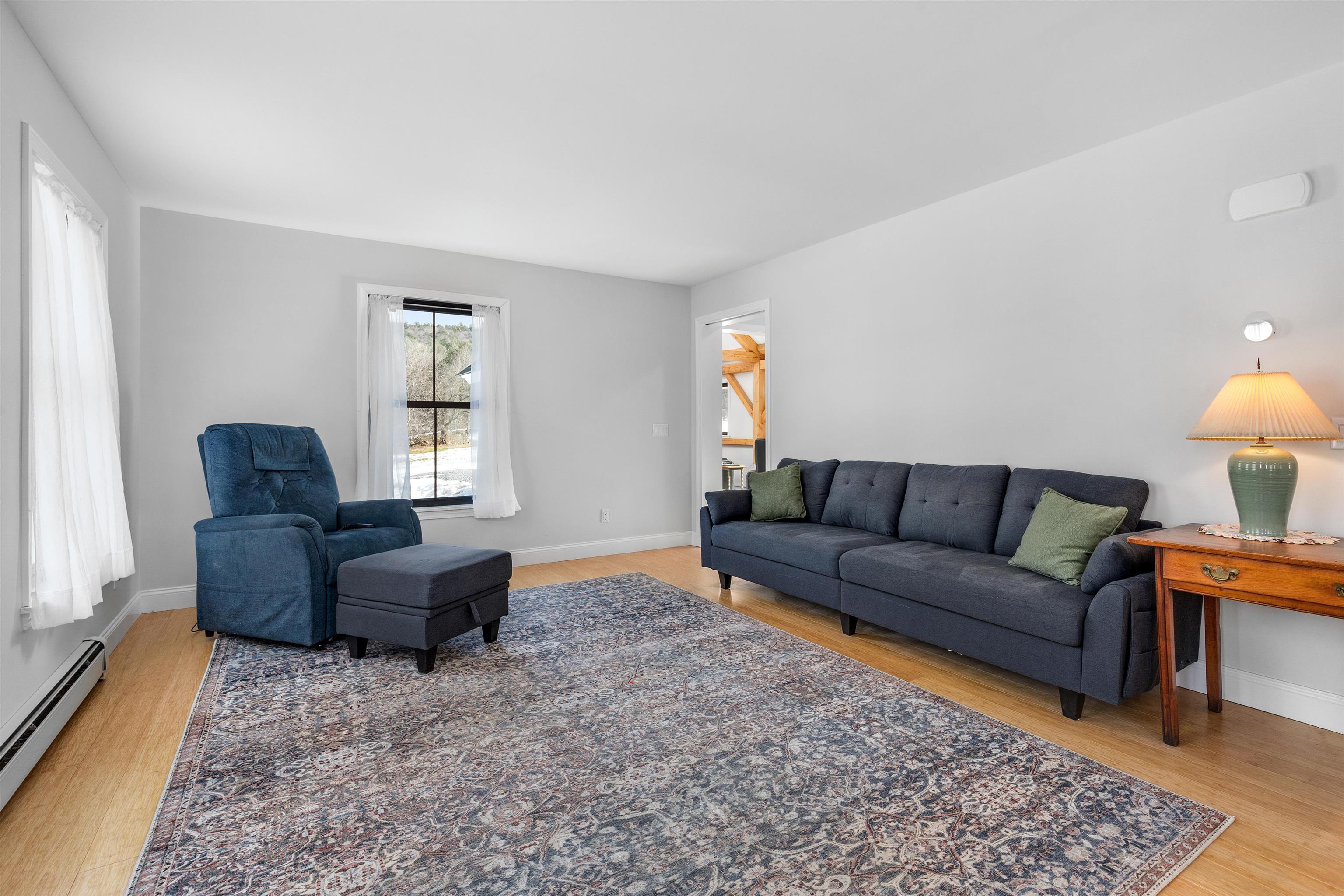 34 Pleasant St, Lyme, NH 03768
