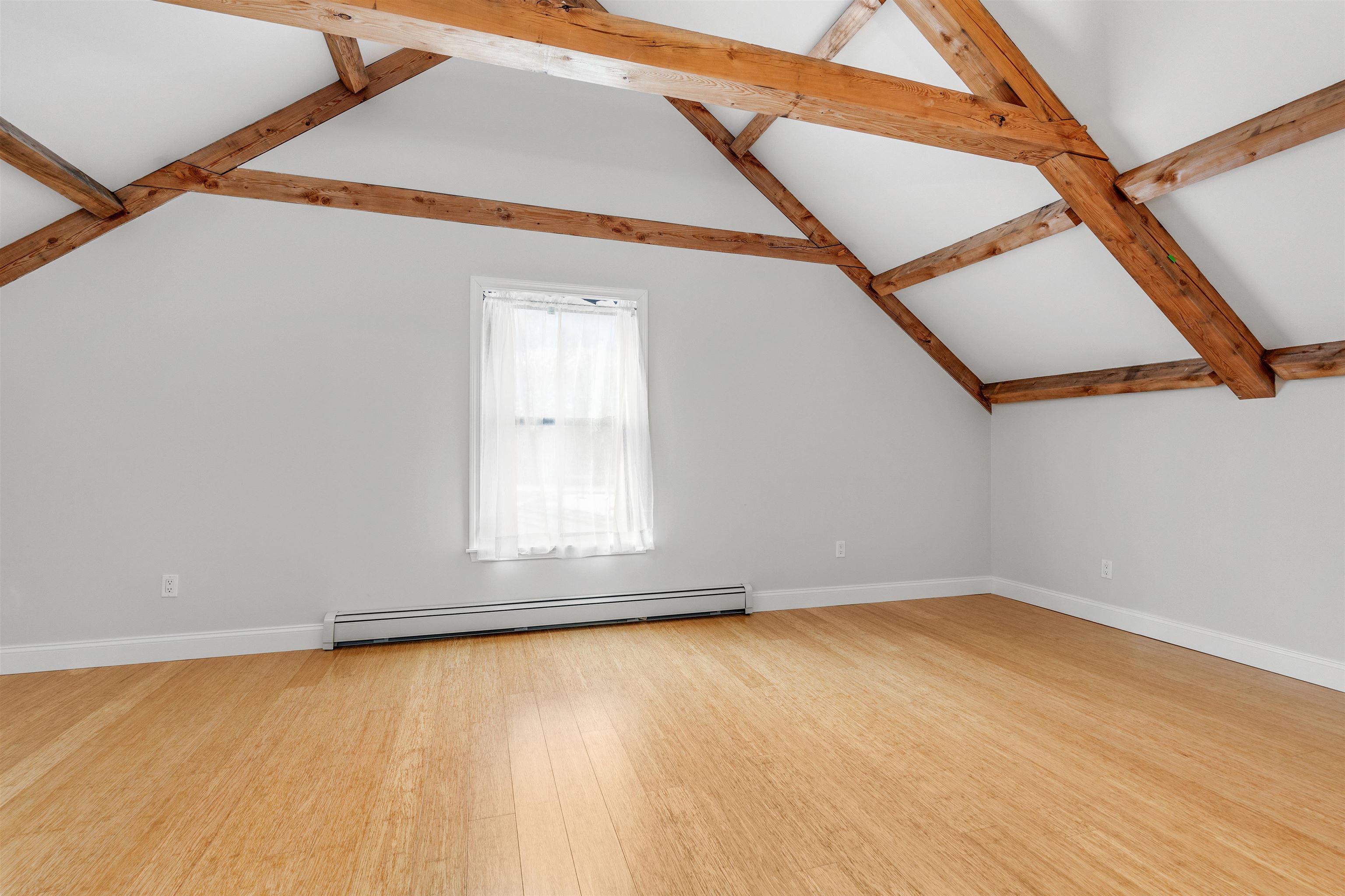 2nd floor bedroom