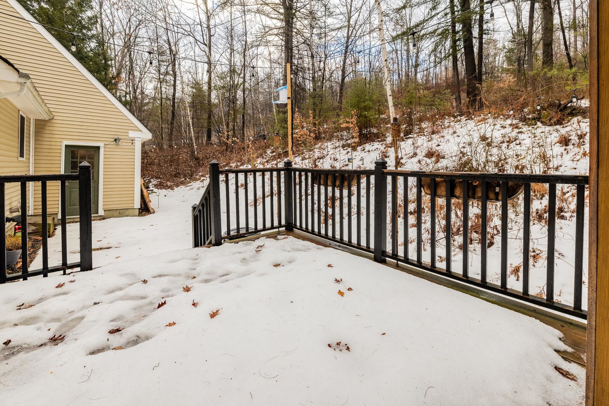 49 Cottage Cir, Lebanon, NH 03784