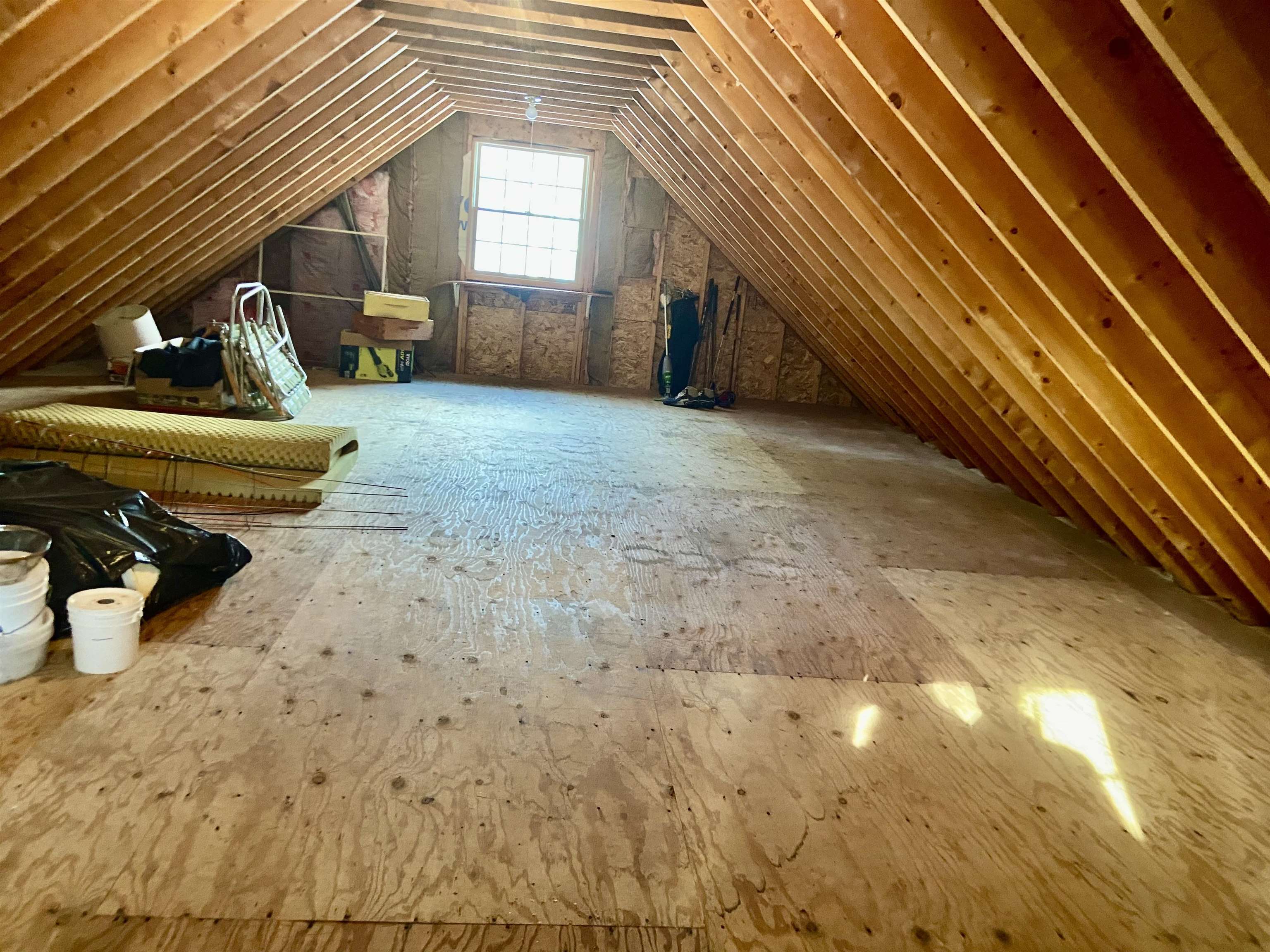 6 Crank Rd, Hampton Falls, NH 03844