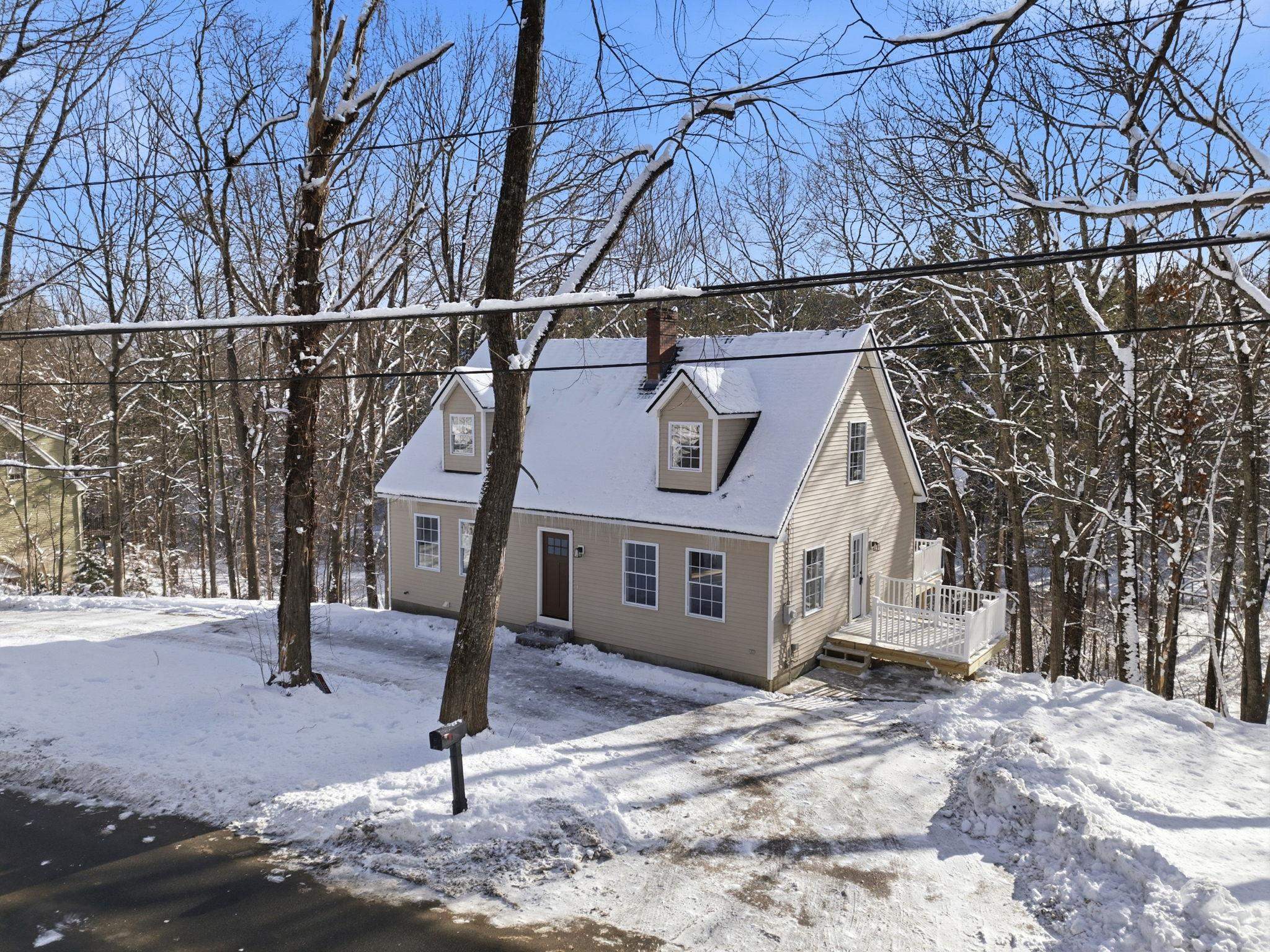 2 Prescott Rd, Epping, NH 03042