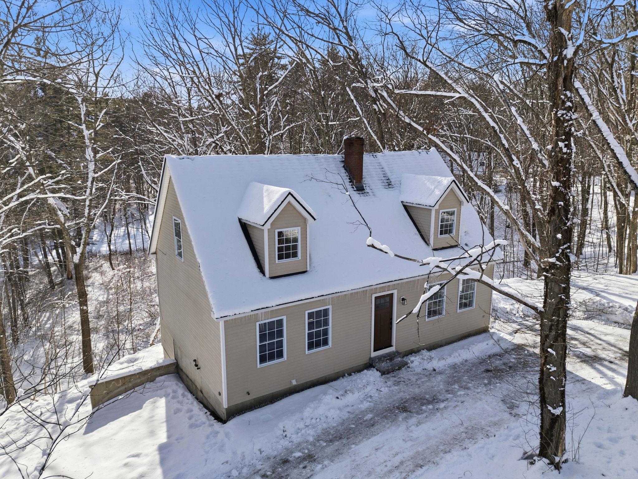 2 Prescott Rd, Epping, NH 03042