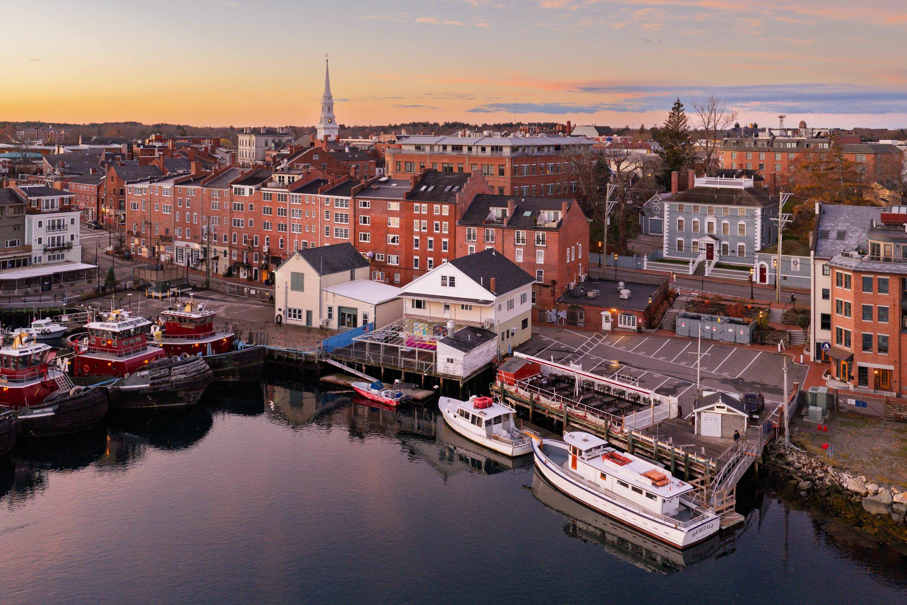 54 Ceres St, Portsmouth, NH 03801