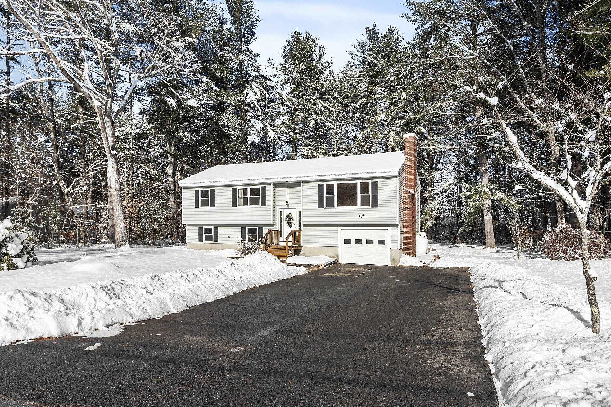 7 Tranquil Dr, Londonderry, NH 03053