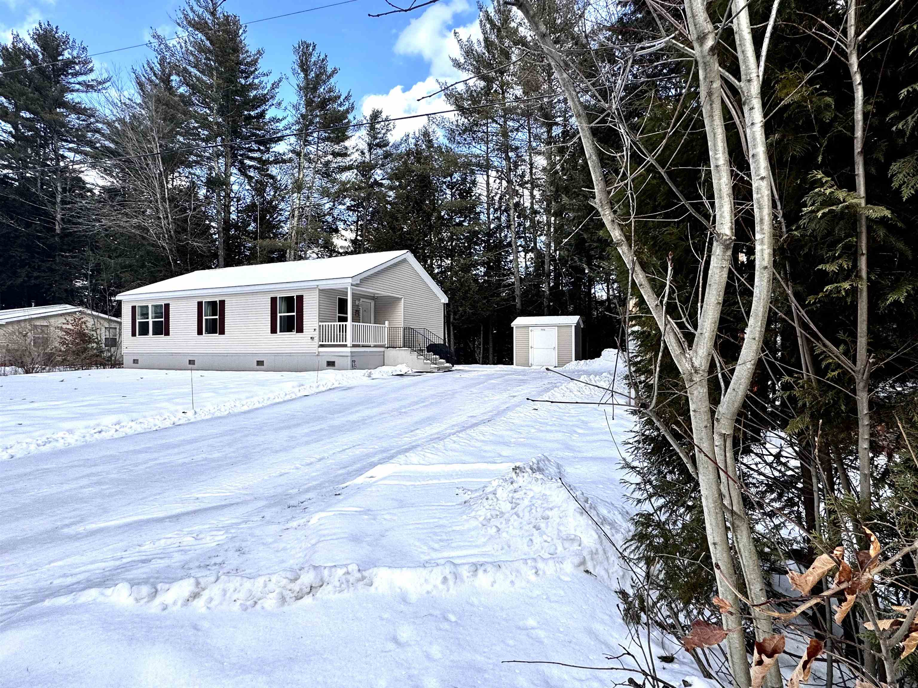 30 Evergreen Ln, Hopkinton, NH 03229