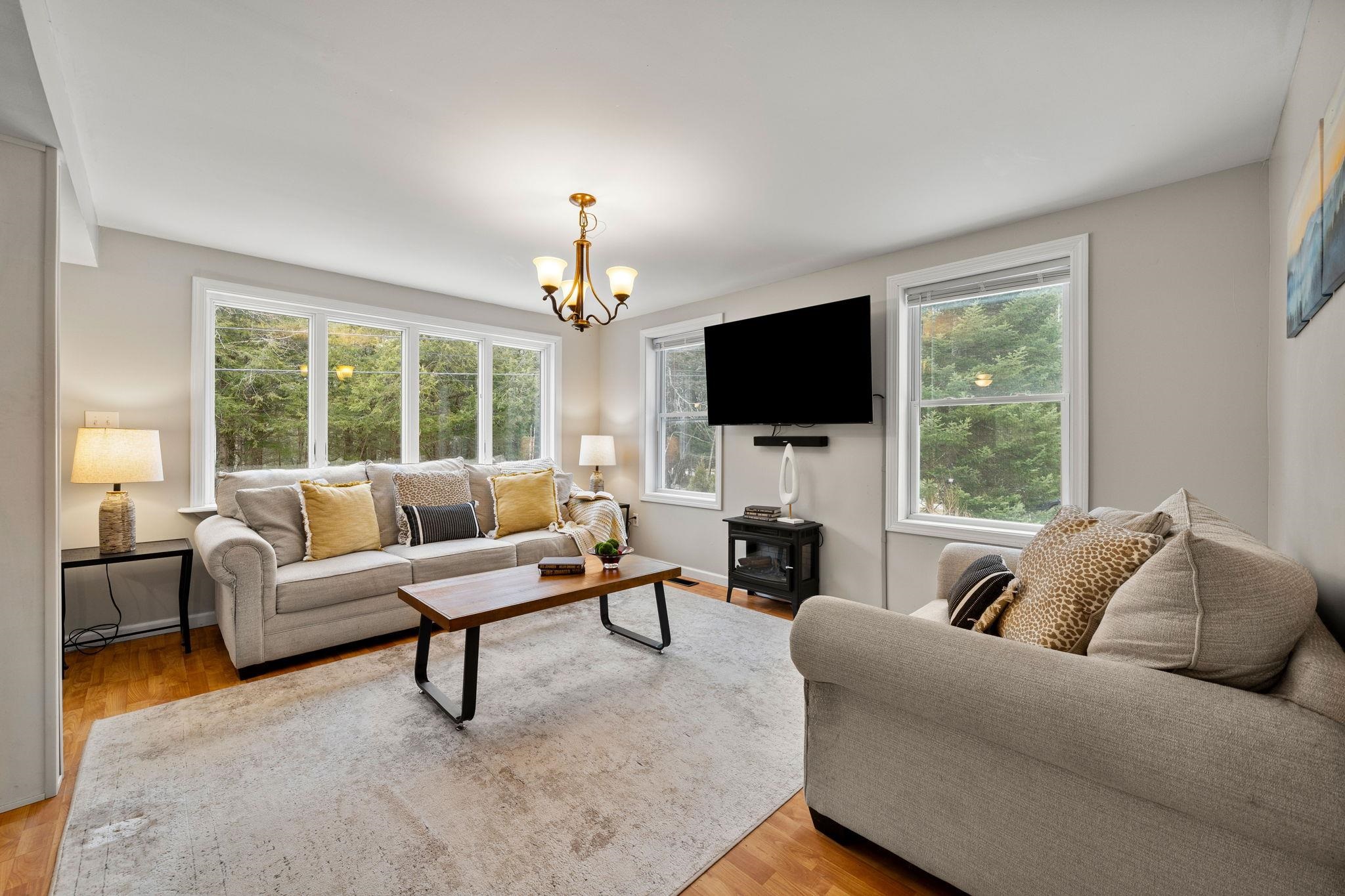 101 Rogers Rd, Barnstead, NH 03225