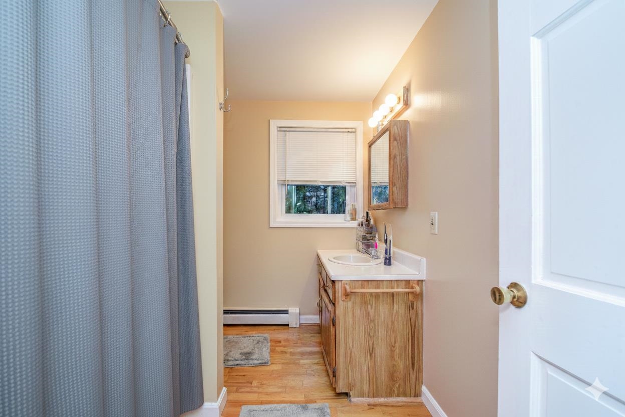 3 Abbey Rd, Bow, NH 03304