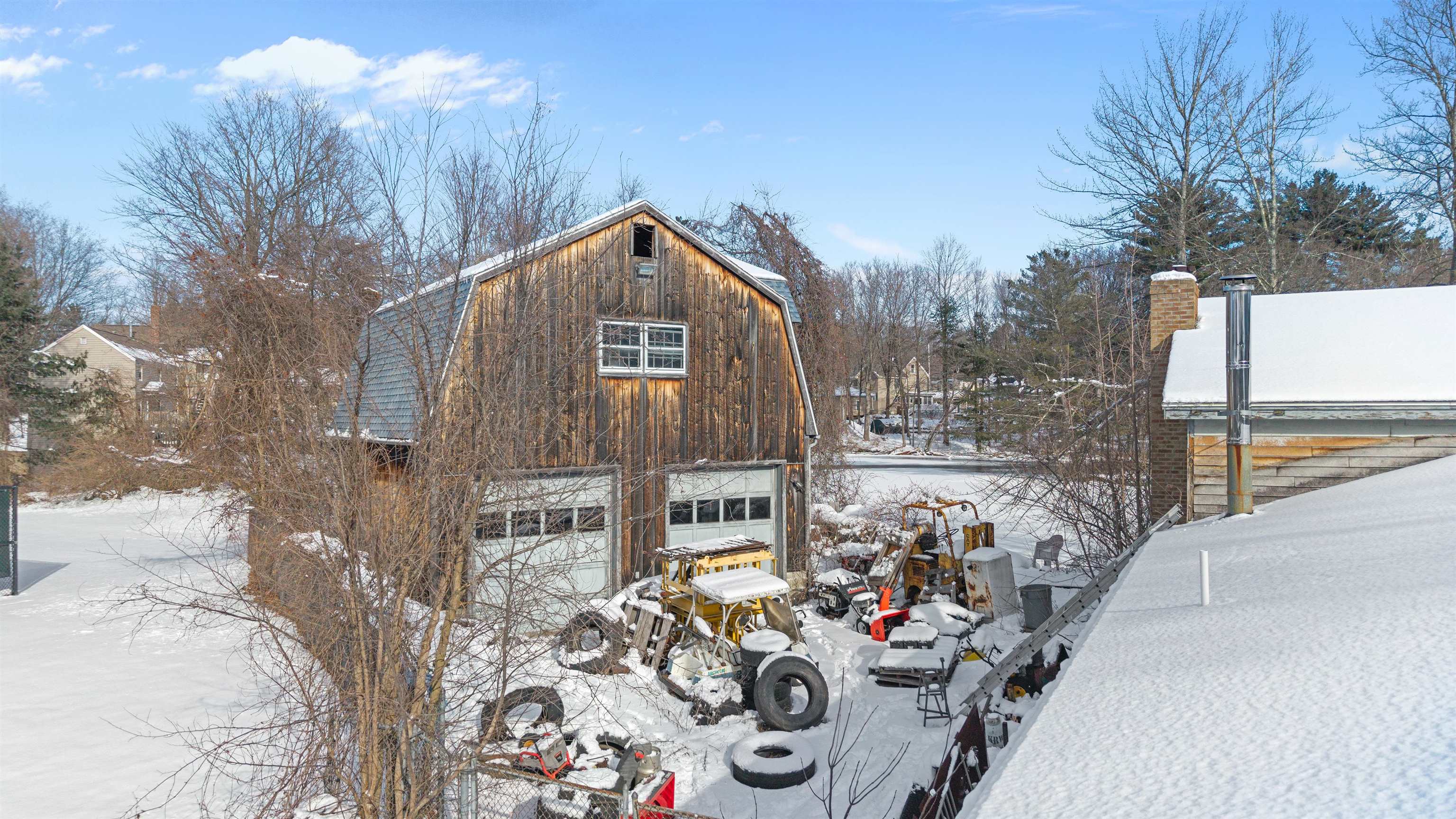 12 Melendy Rd, Hudson, NH 03051