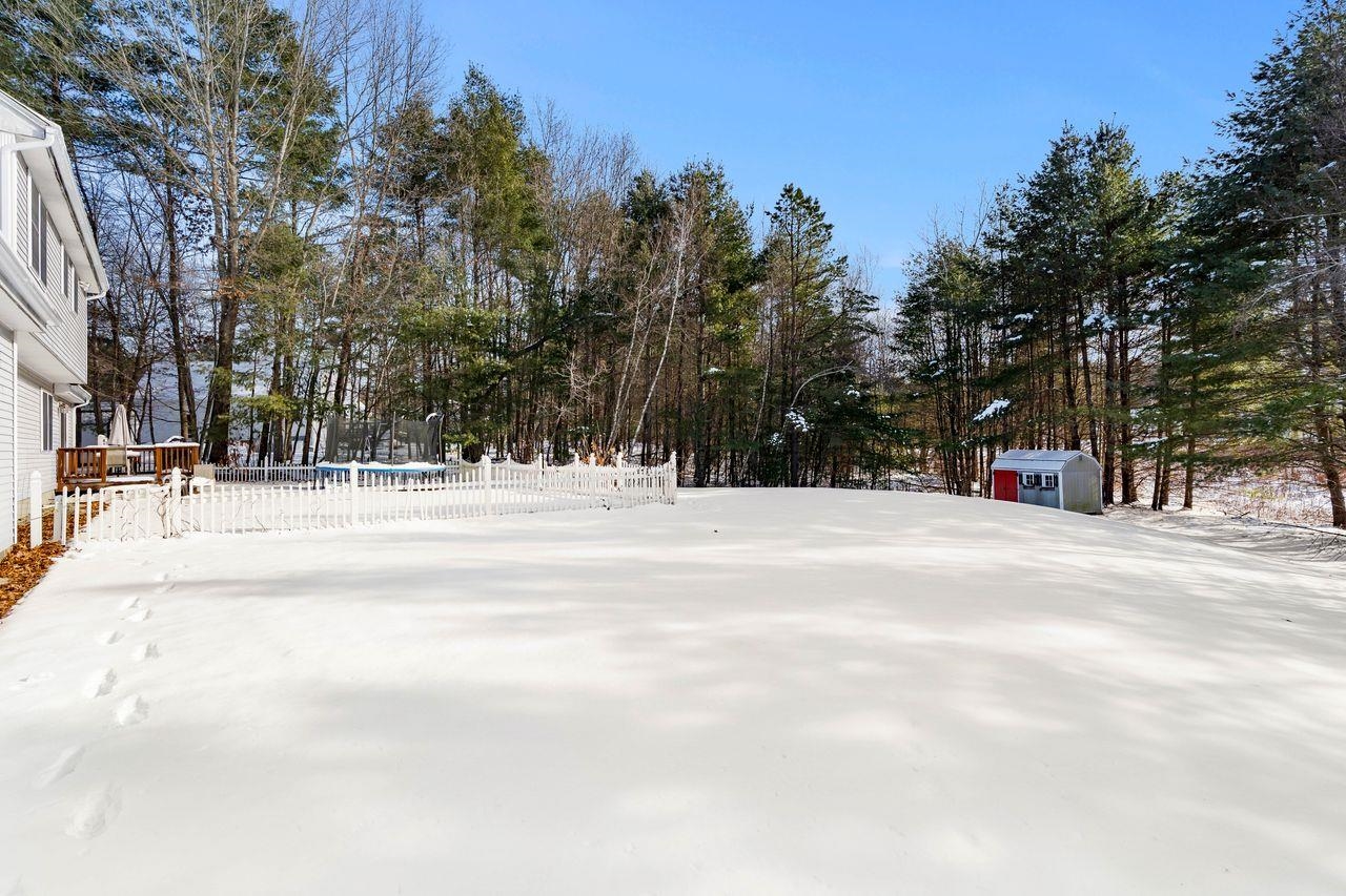 1 Patricia Ln, Amherst, NH 03031