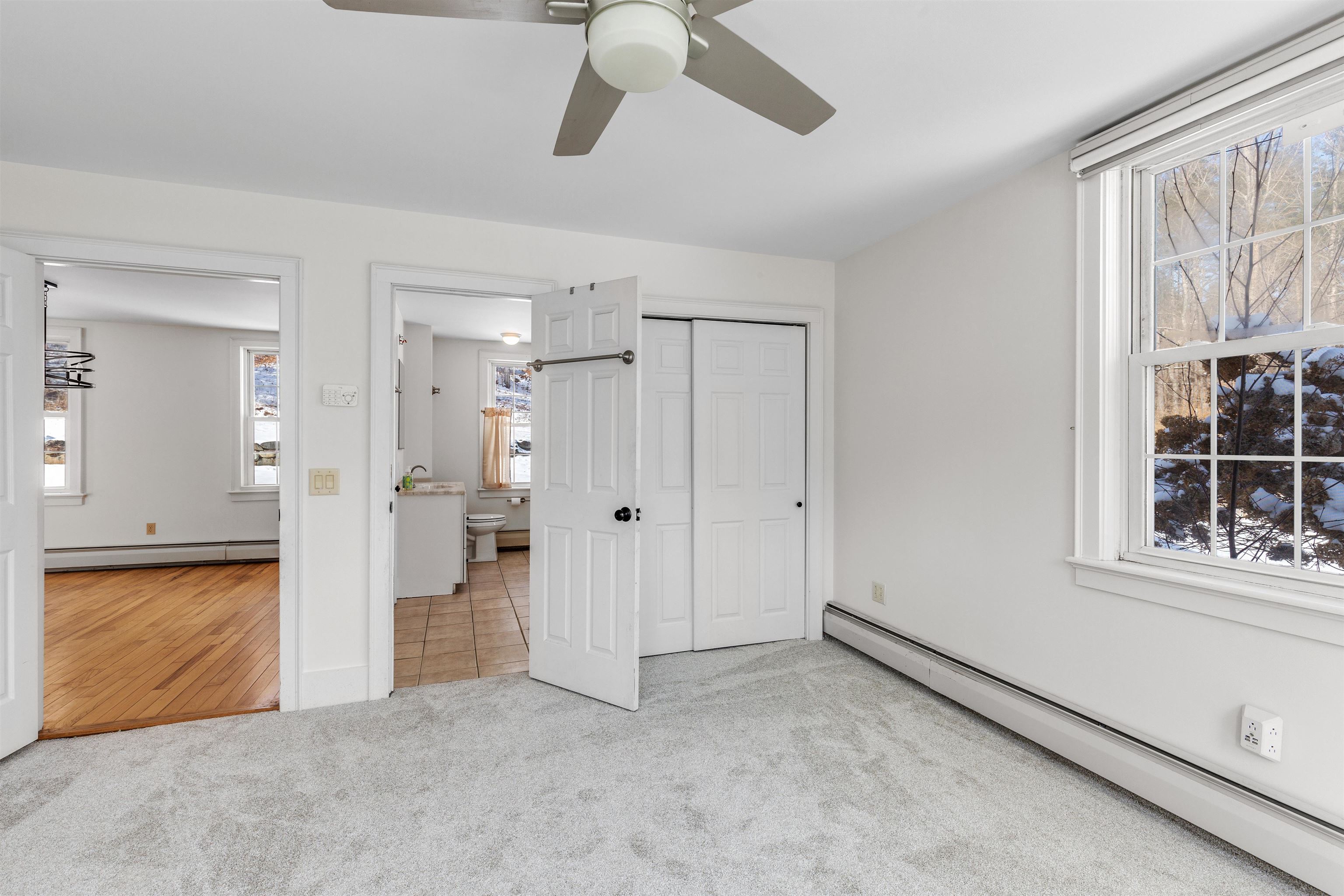 Primary Bedroom 24639669