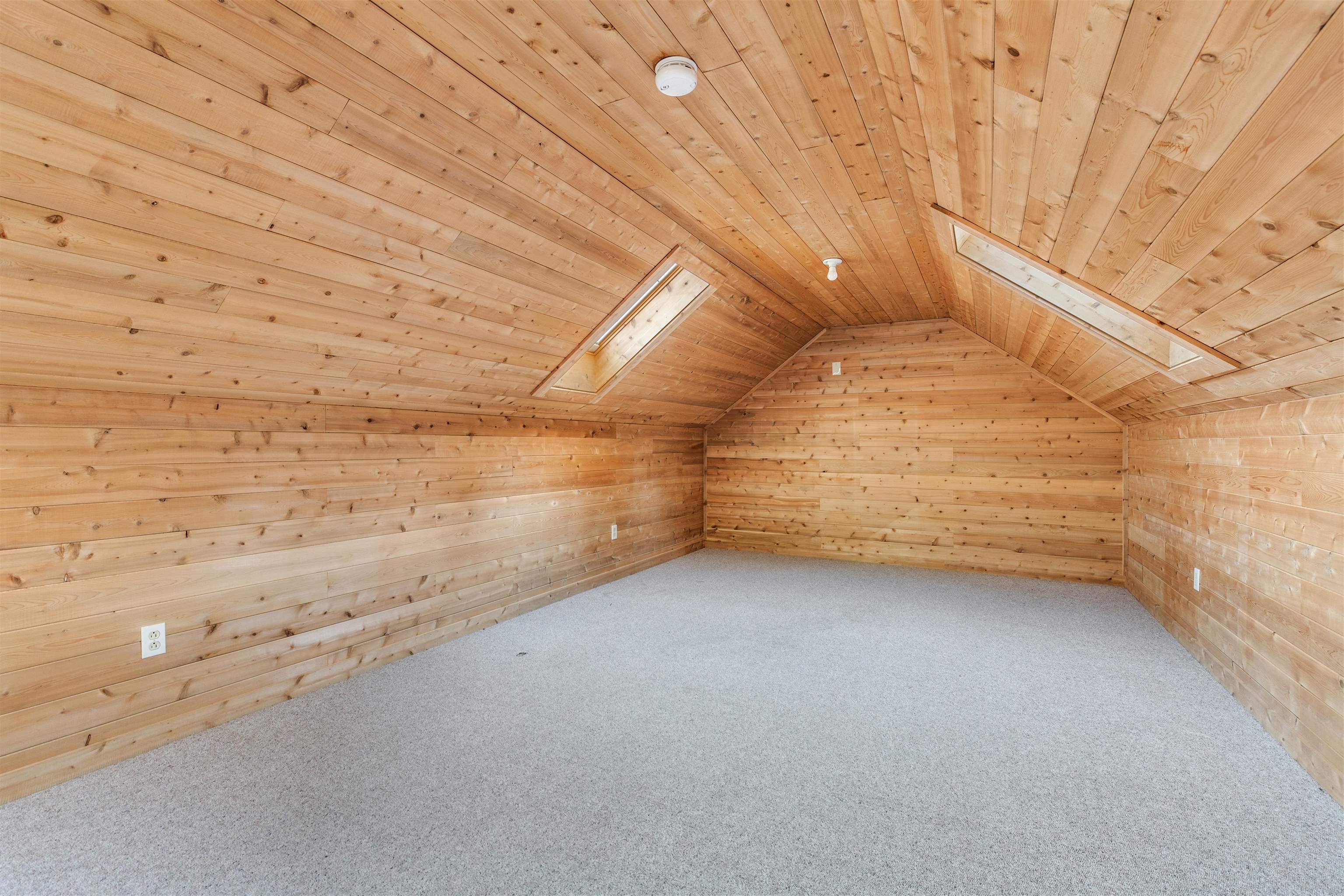 Room above attached garage 24639689