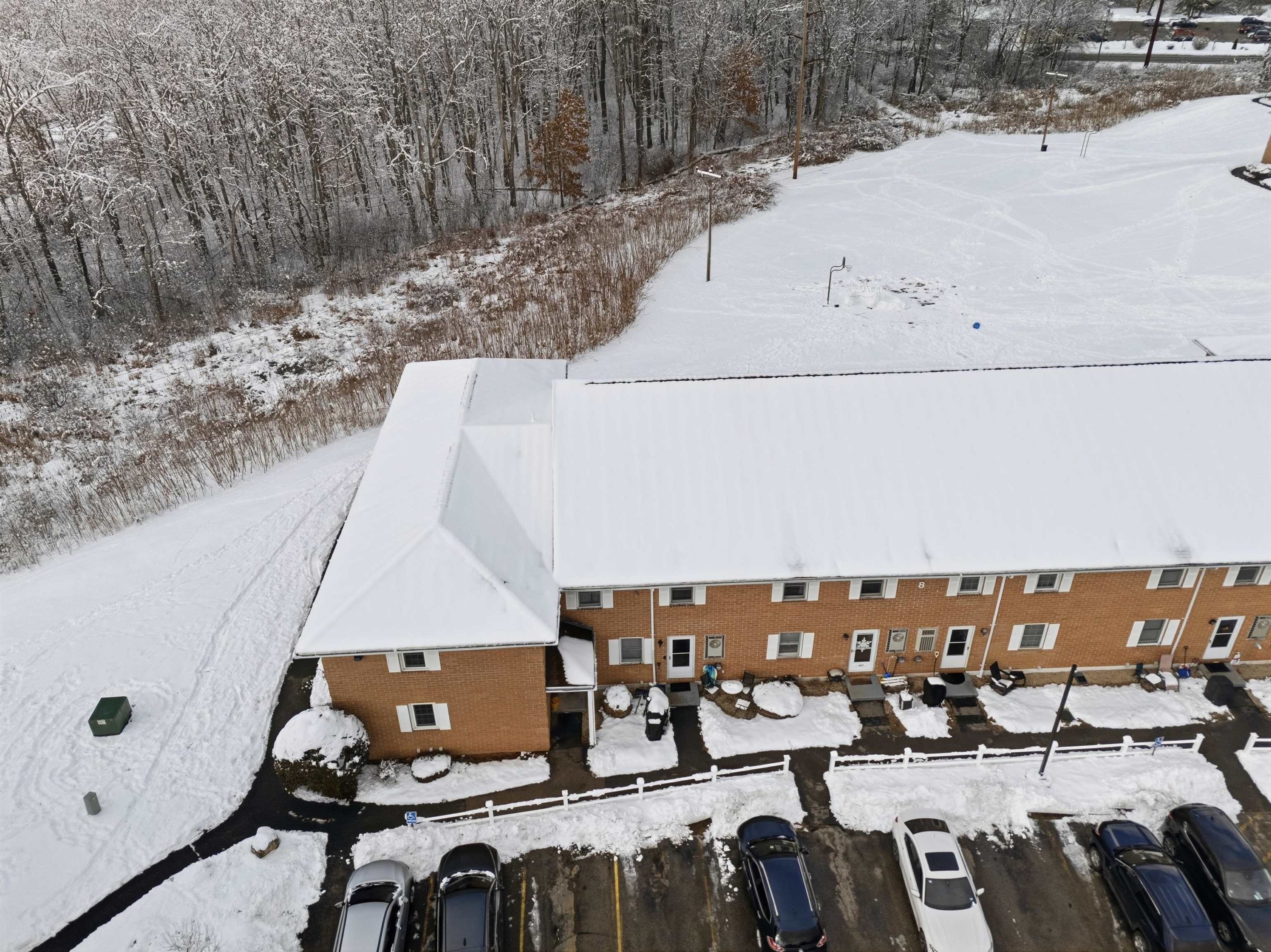 804 Elmwood Dr, Hudson, NH 03051