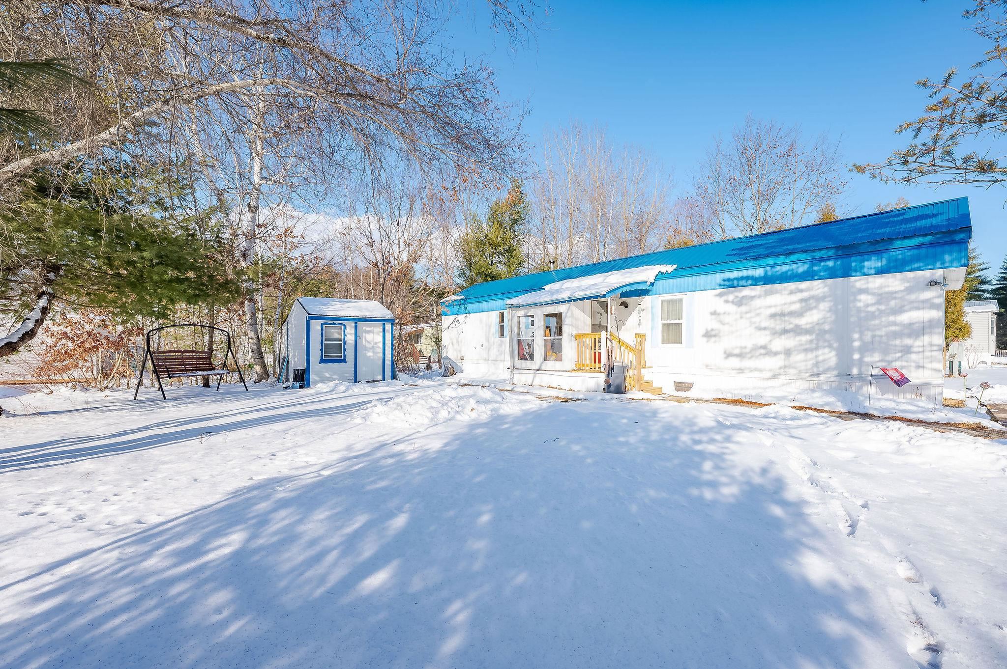 42 Trade Wind Ln, Rochester, NH 03867