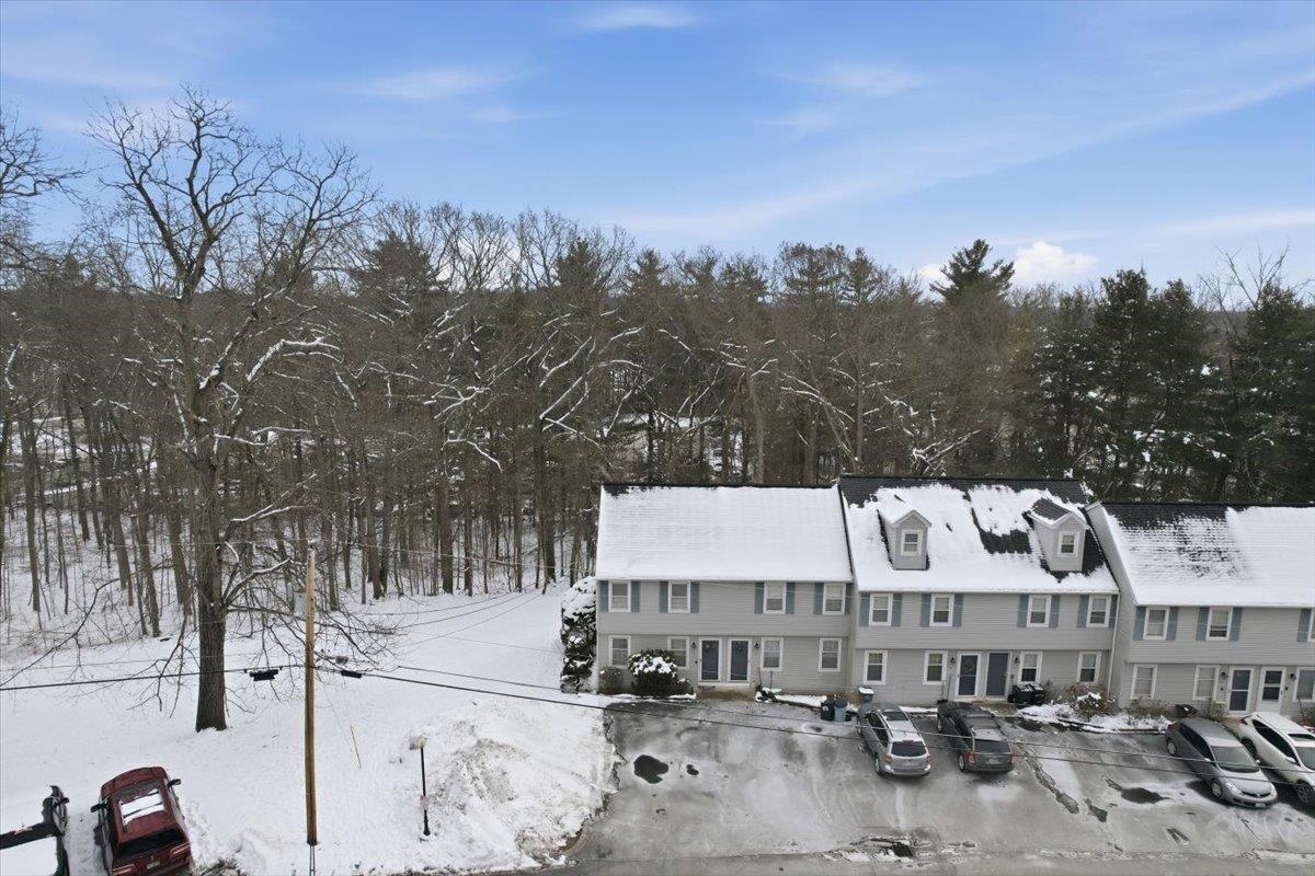 43 Hawkstead Hl, Nashua, NH 03063