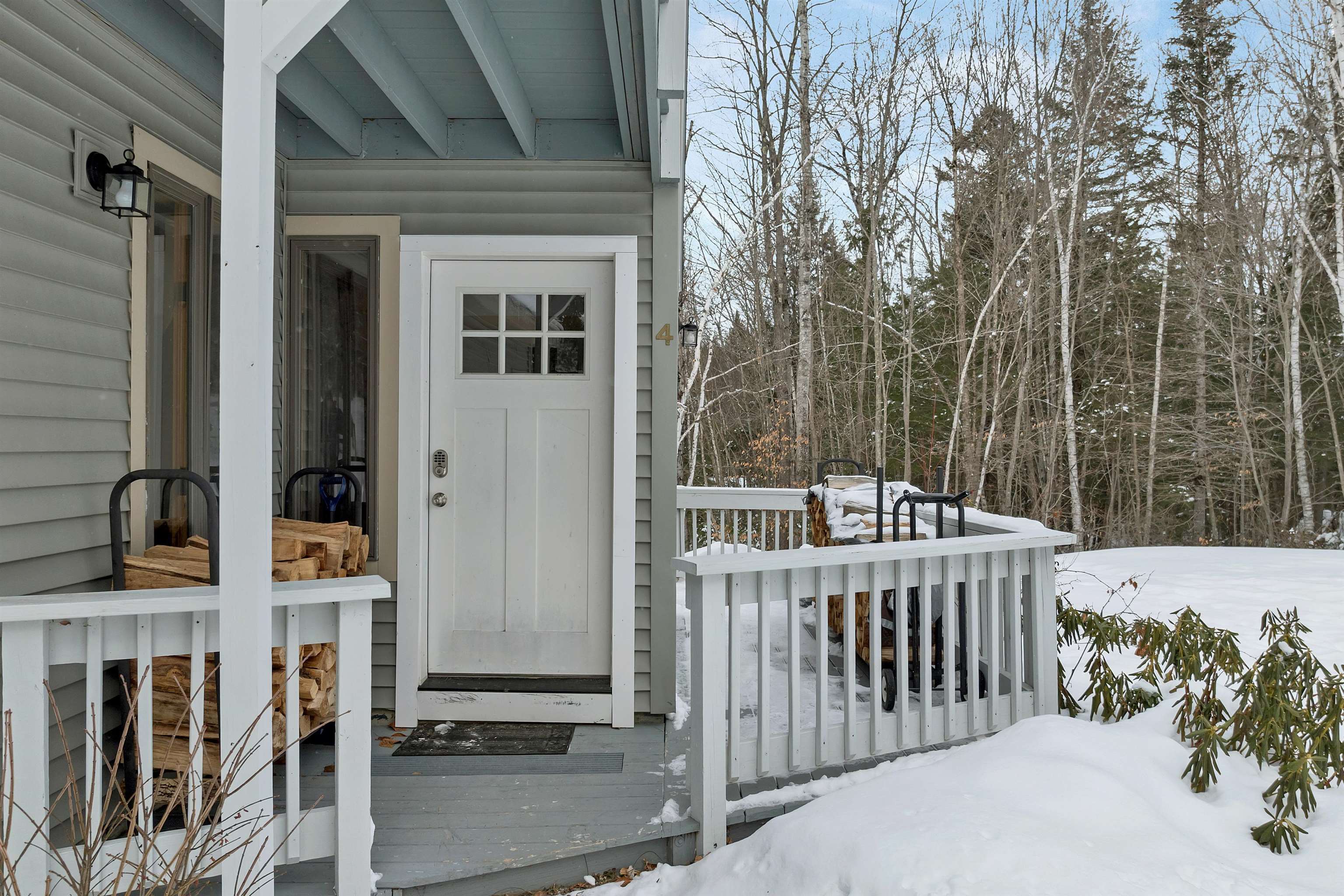 4 Bear Village Rd, Bartlett, NH 03812