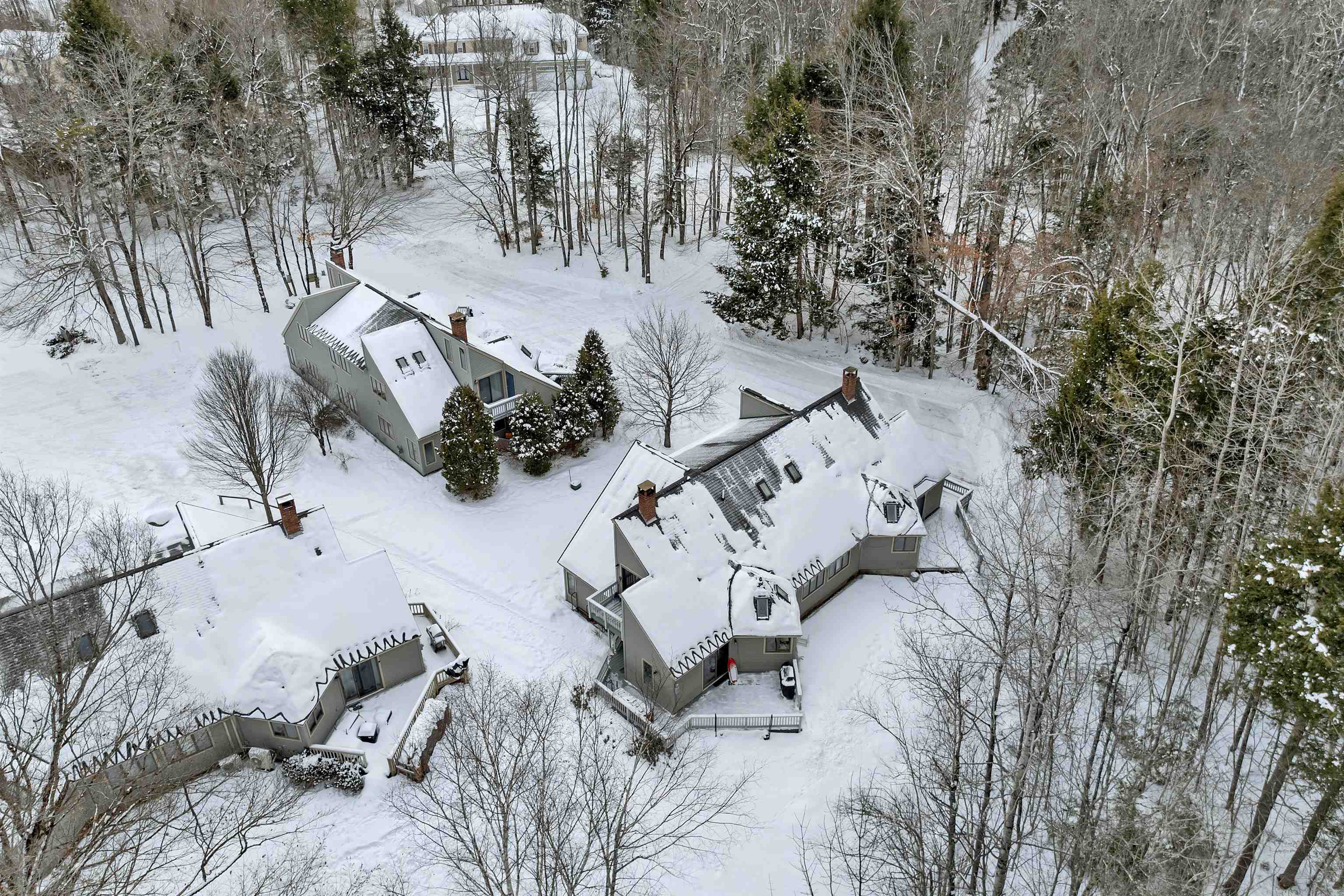 4 Bear Village Rd, Bartlett, NH 03812