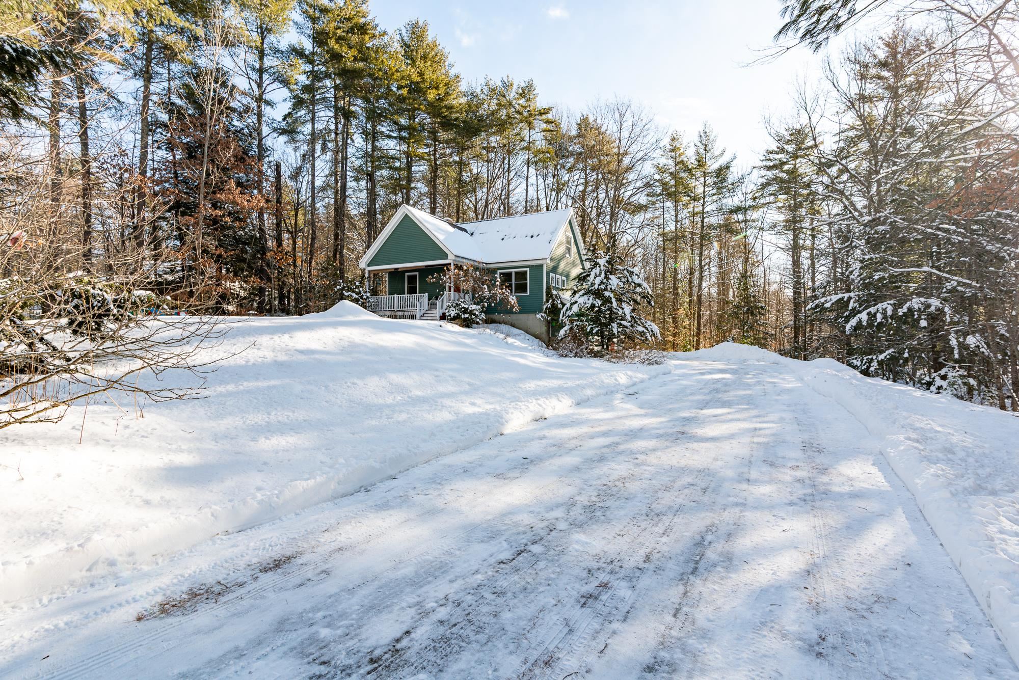12 Isabelle Ln, Rochester, NH 03867