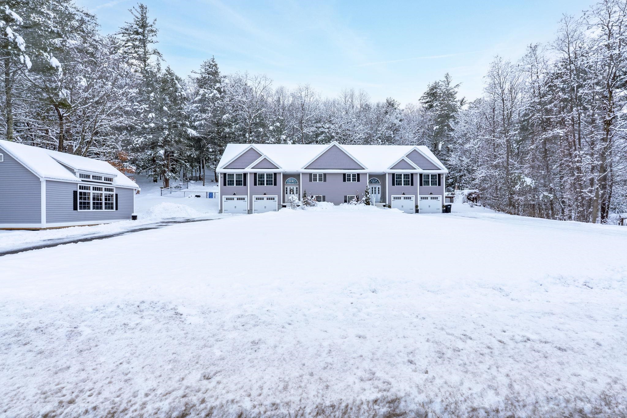 1109A Mammoth Rd, Pelham, NH 03076