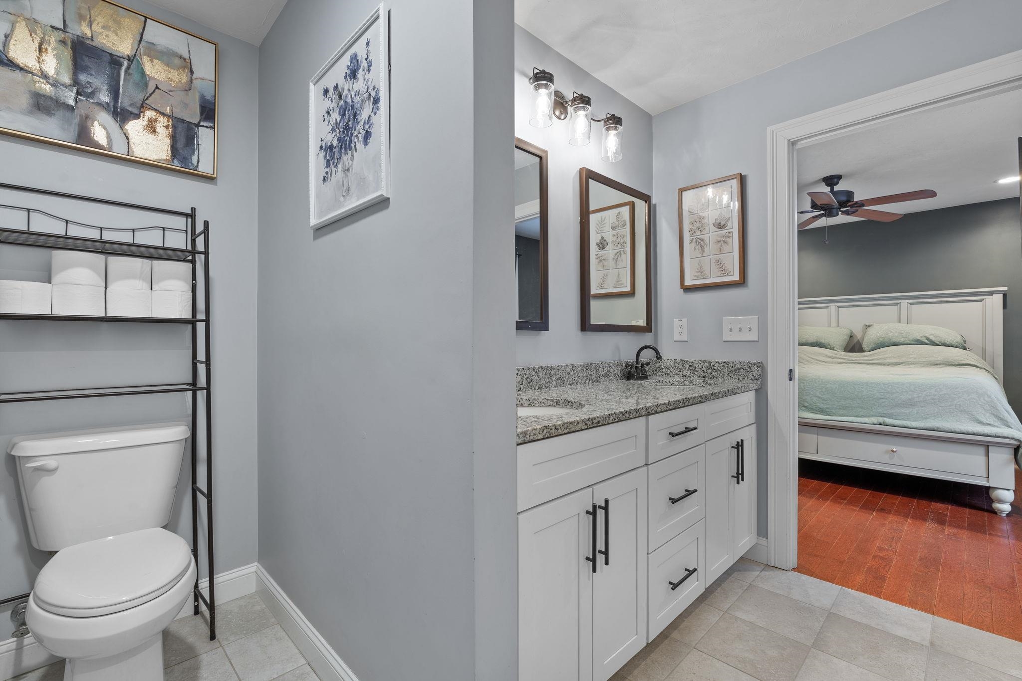 1109A Mammoth Rd, Pelham, NH 03076