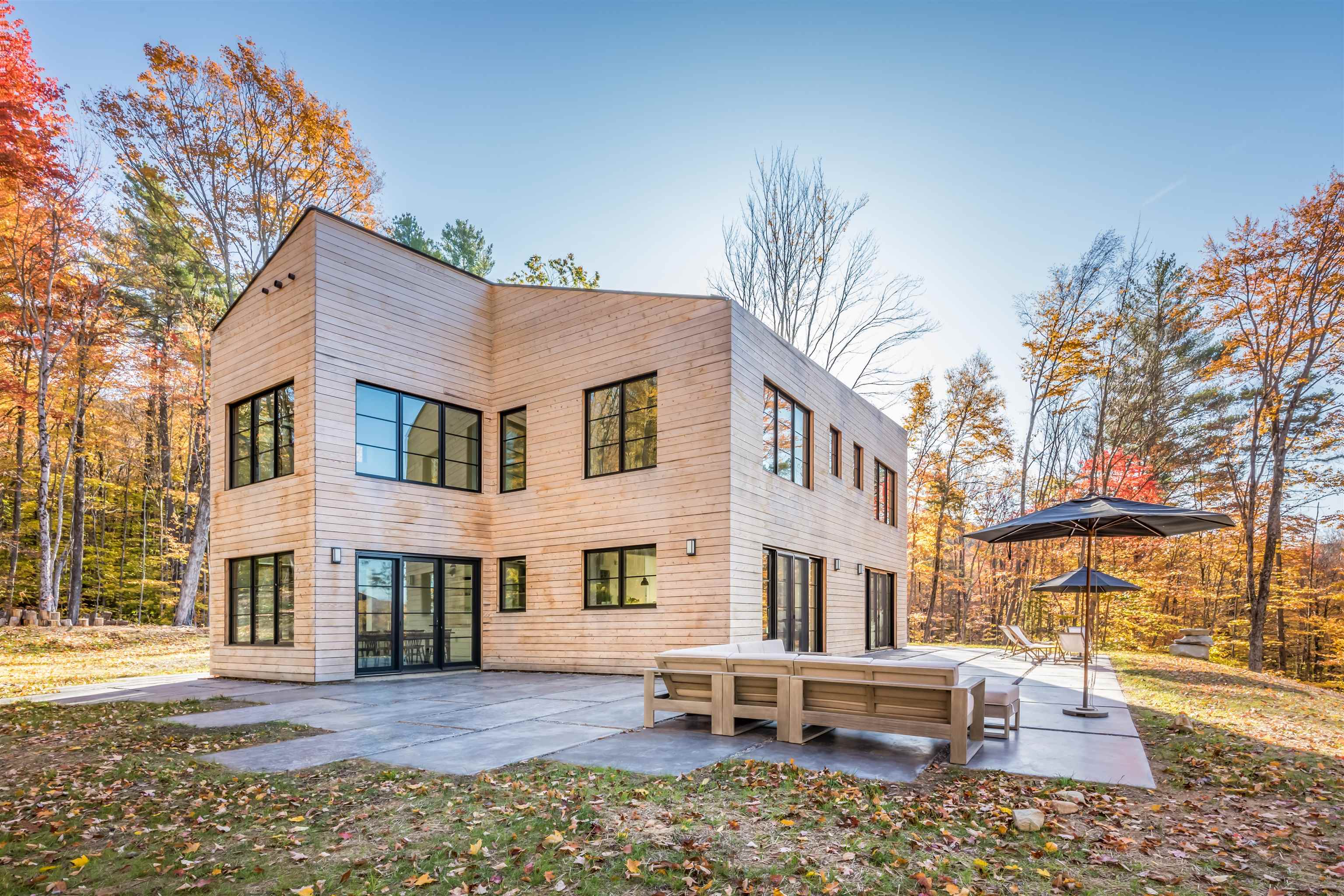 3635 Under The Mountain Rd, Londonderry, VT 05155