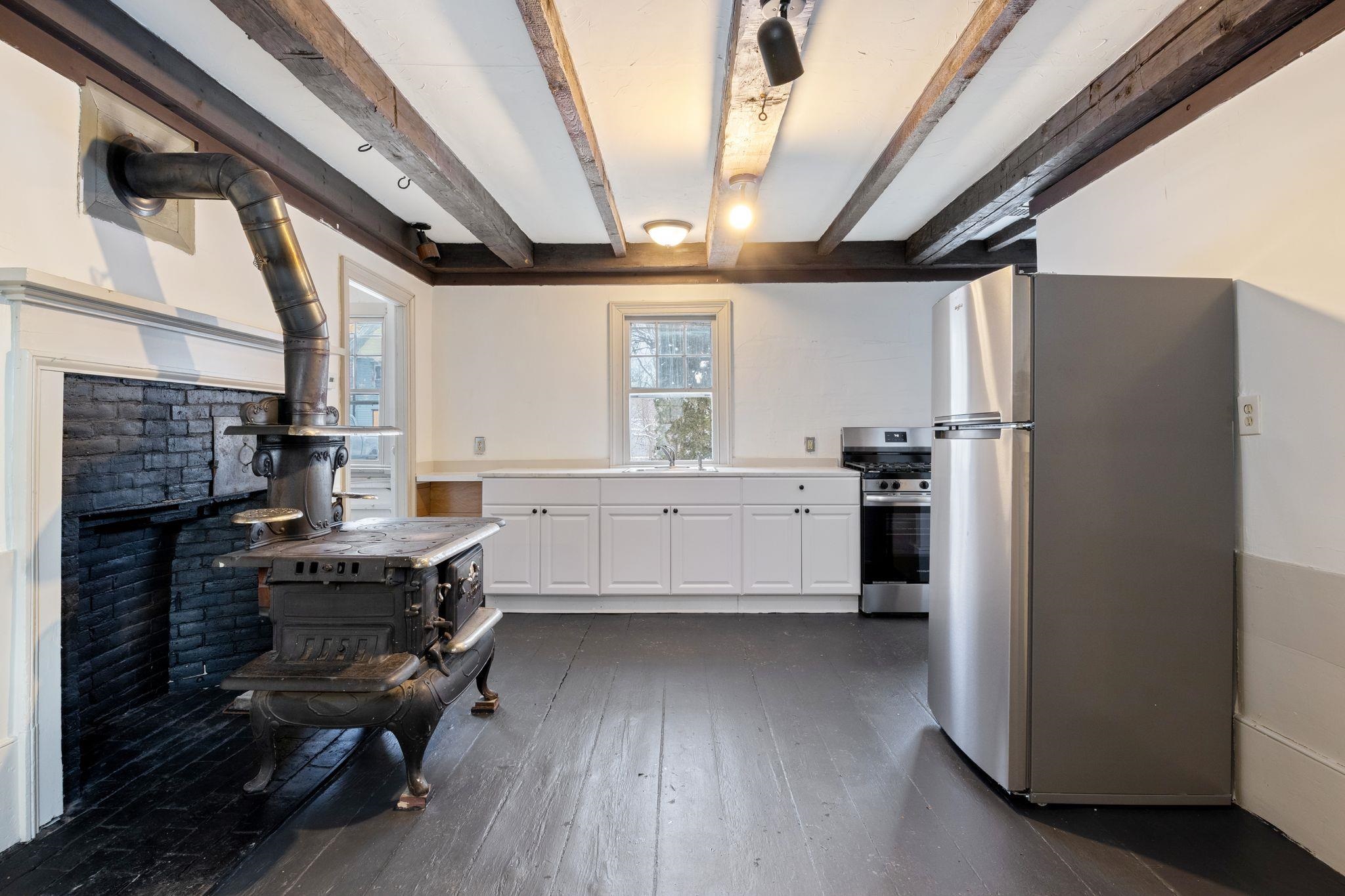 10 Chance Pond Rd, Franklin, NH 03235