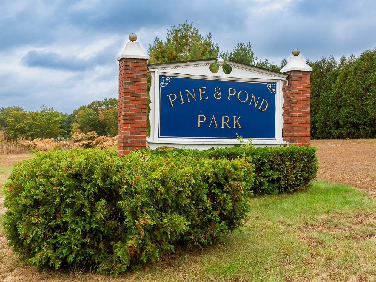 290 Calef Hw, Epping, NH 03042