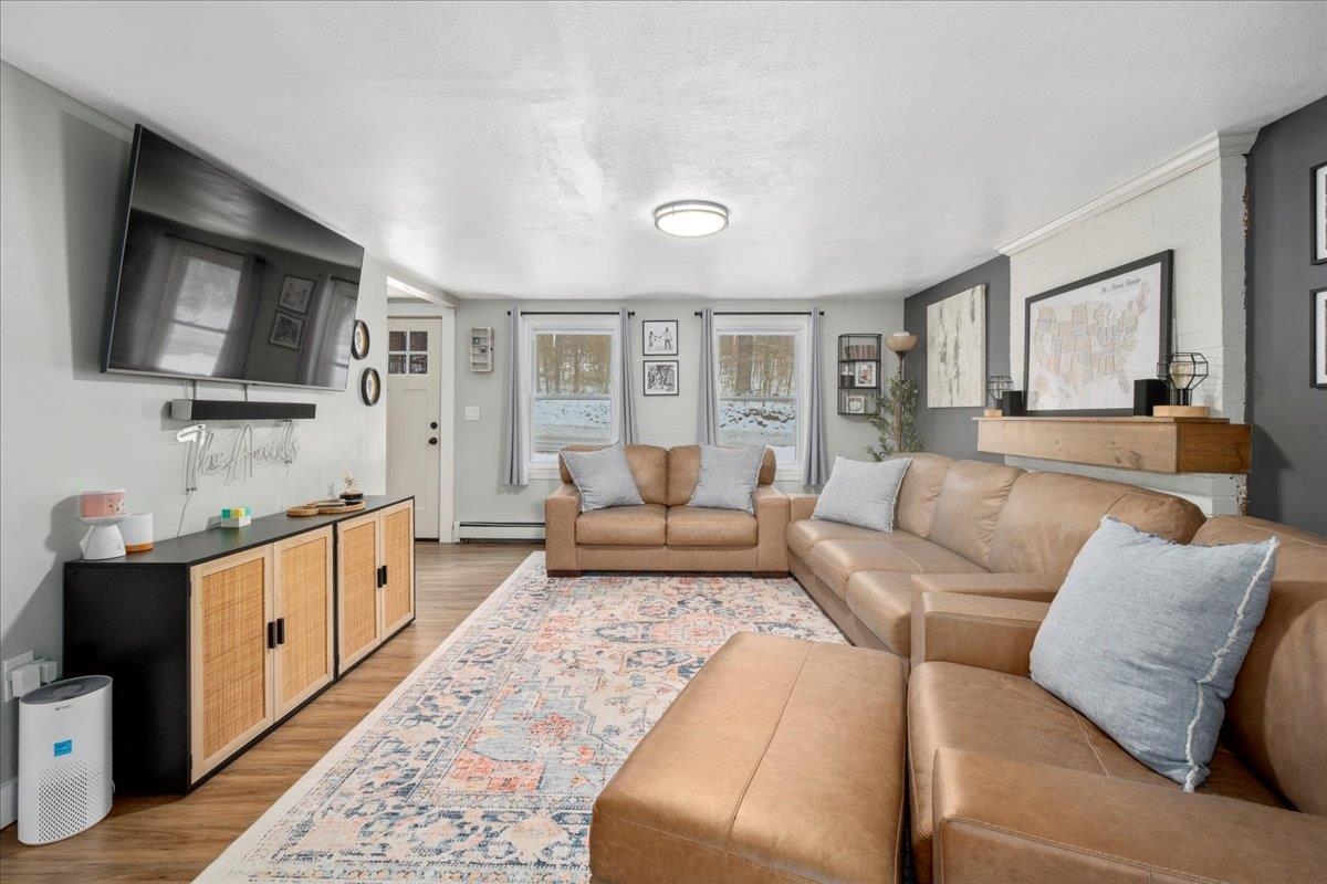 881 Franklin Hw, Andover, NH 03216