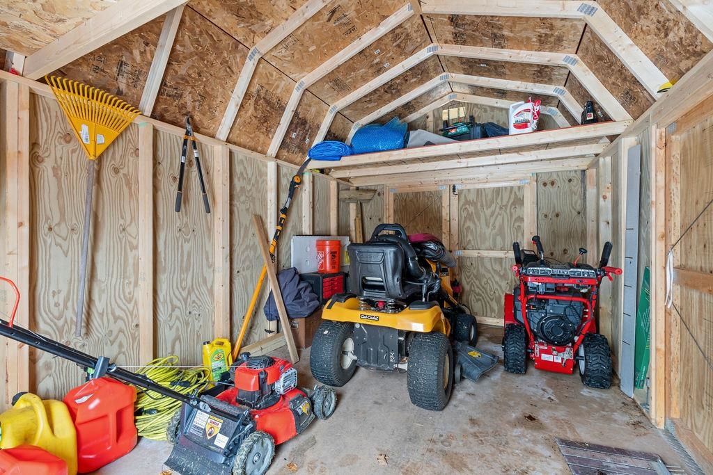 1027 Suncook Valley Rd, Barnstead, NH 03225